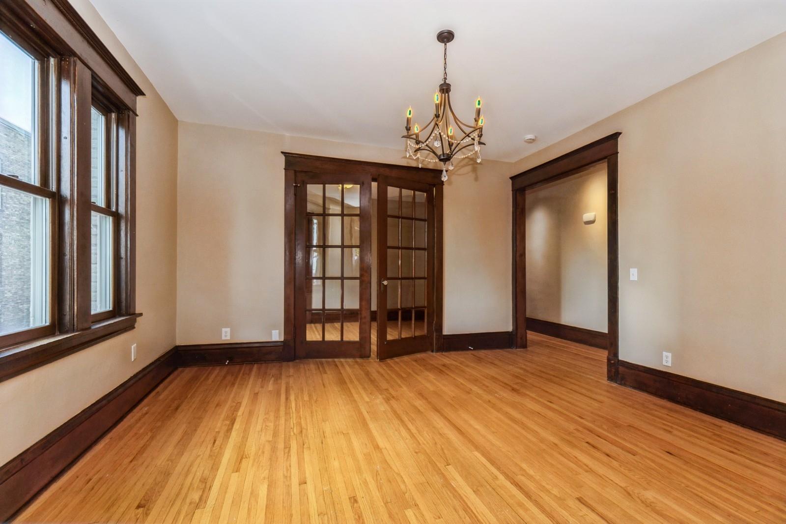 View of Residential at 304 Marshall Avenue #5, Saint Paul MN 55102, Saint Paul (3 of 16) - Mike Wilen | Minnesota Team Real Estate