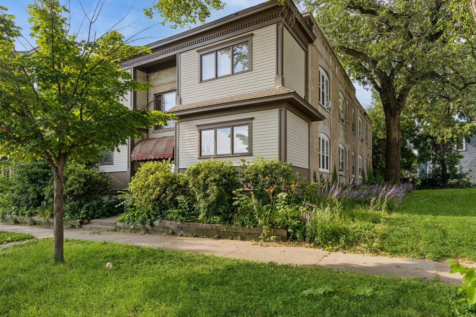 View of Residential at 304 Marshall Avenue #5, Saint Paul MN 55102, Saint Paul (15 of 16) - Mike Wilen | Minnesota Team Real Estate