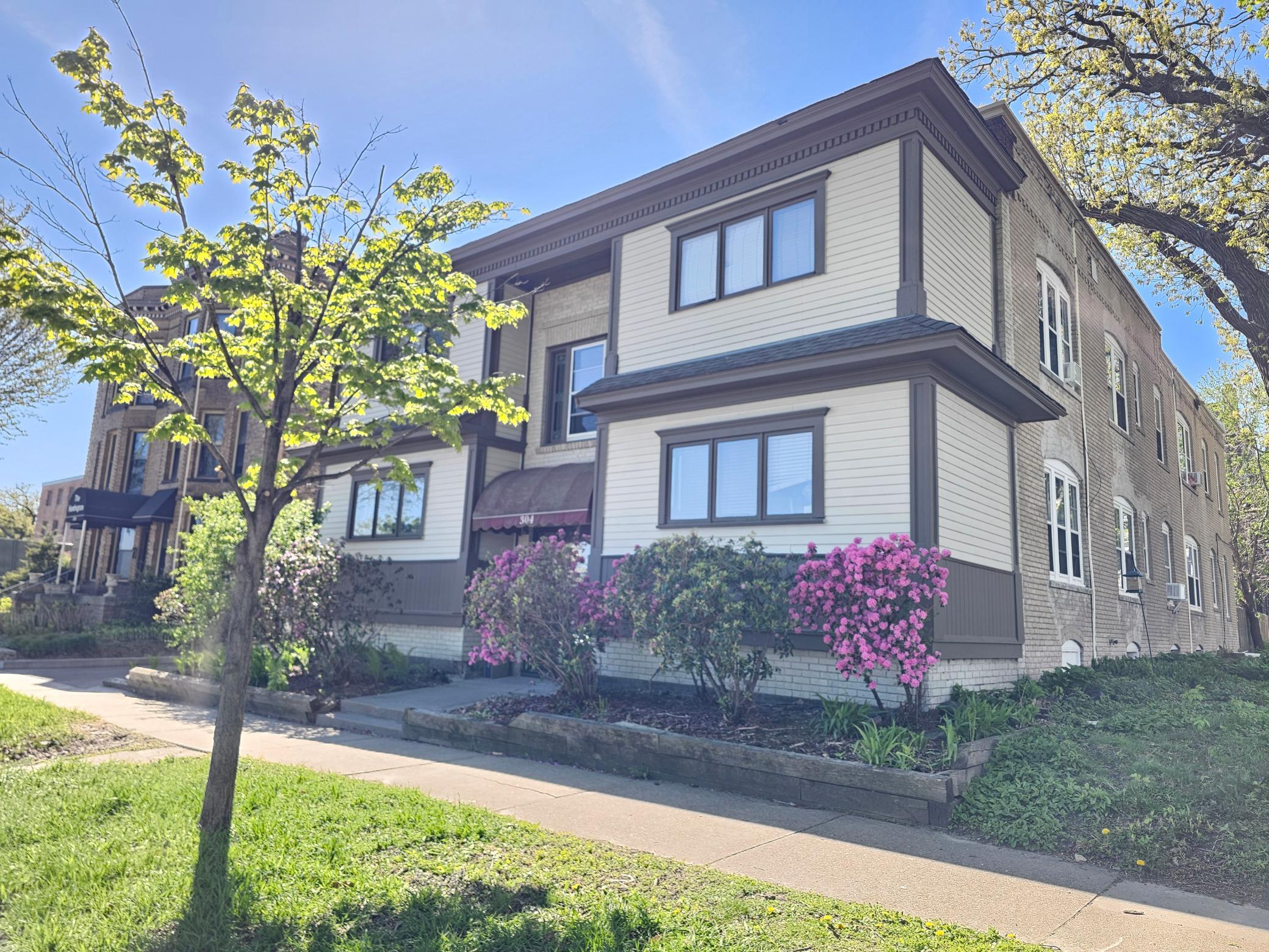 View of Residential at 304 Marshall Avenue #5, Saint Paul MN 55102, Saint Paul - Mike Wilen | Minnesota Team Real Estate