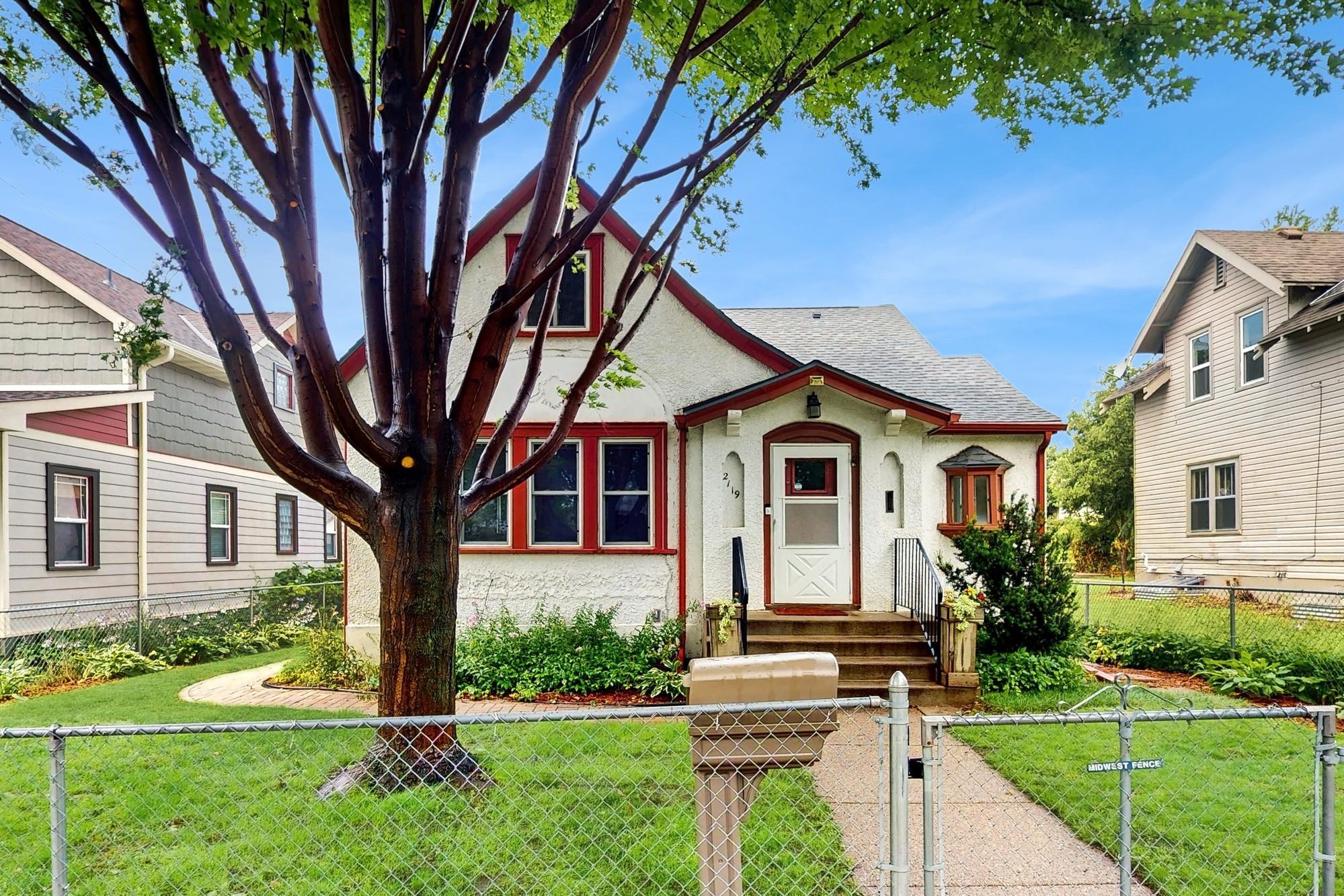 View of Residential at 2119 Queen Avenue, Minneapolis MN 55411, Minneapolis - Mike Wilen | Minnesota Team Real Estate