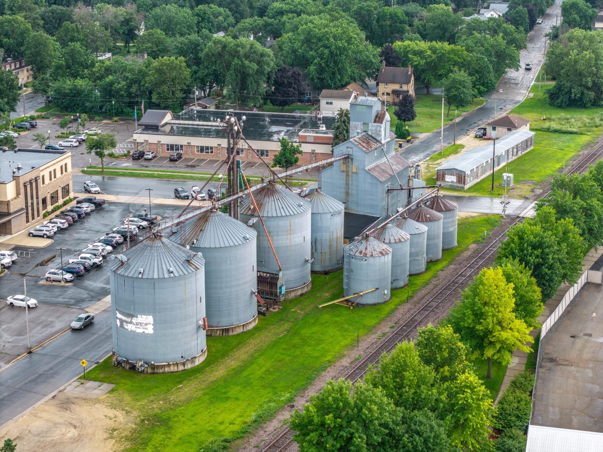 View of Commercial Sale at 420 2nd Street, Farmington MN 55024, Farmington (4 of 10) - Mike Wilen | Minnesota Team Real Estate