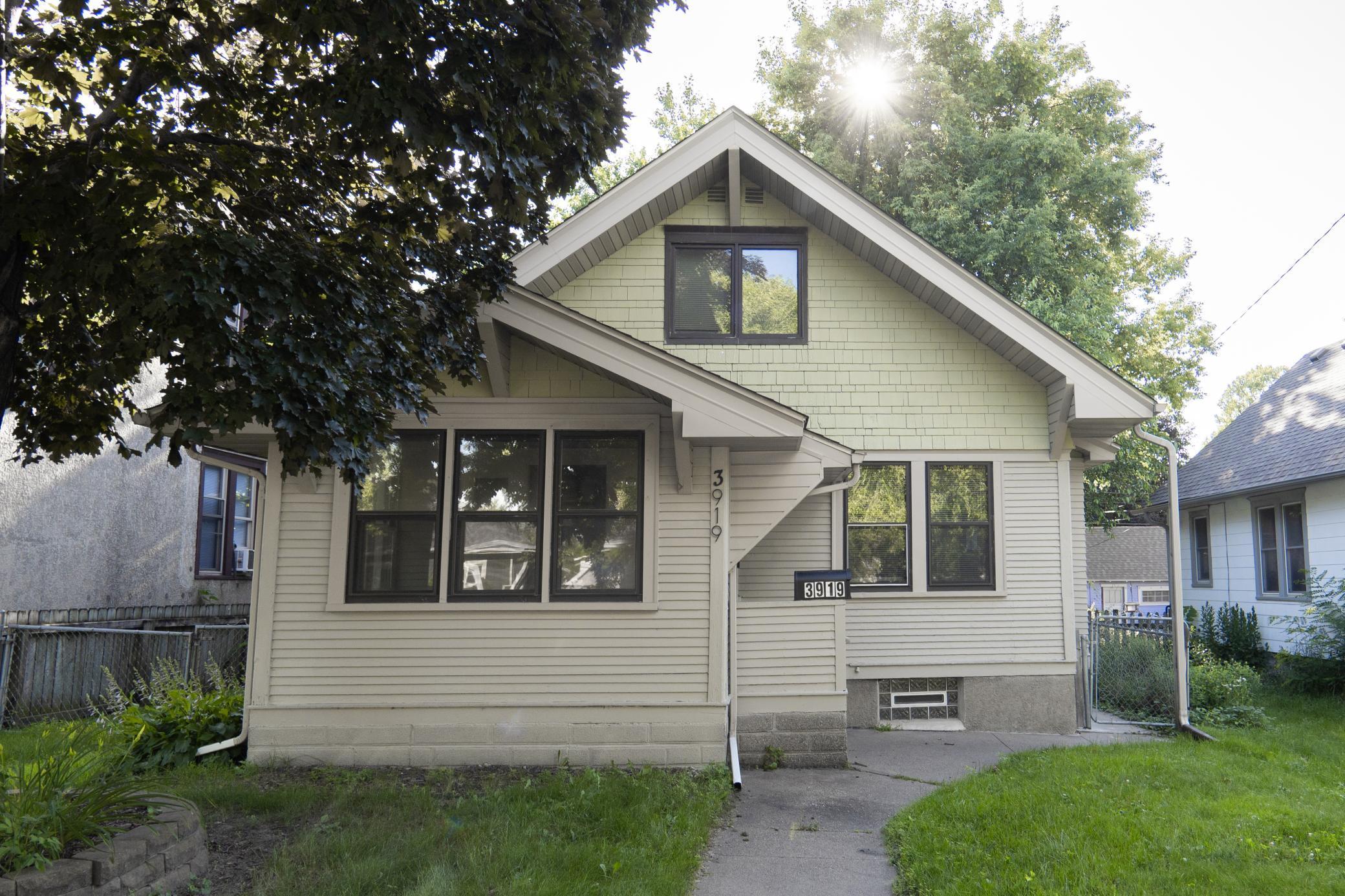 View of Residential at 3919 Dupont Avenue, Minneapolis MN 55412, Minneapolis - Mike Wilen | Minnesota Team Real Estate