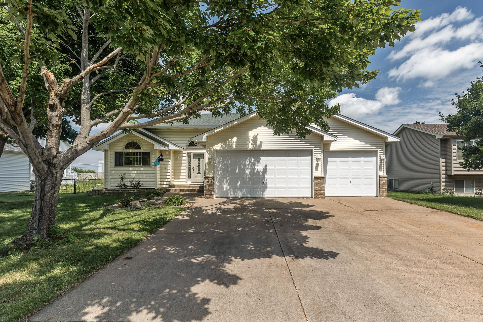 View of Residential at 6516 92nd Trail, Brooklyn Park MN 55445, Brooklyn Park - Mike Wilen | Minnesota Team Real Estate
