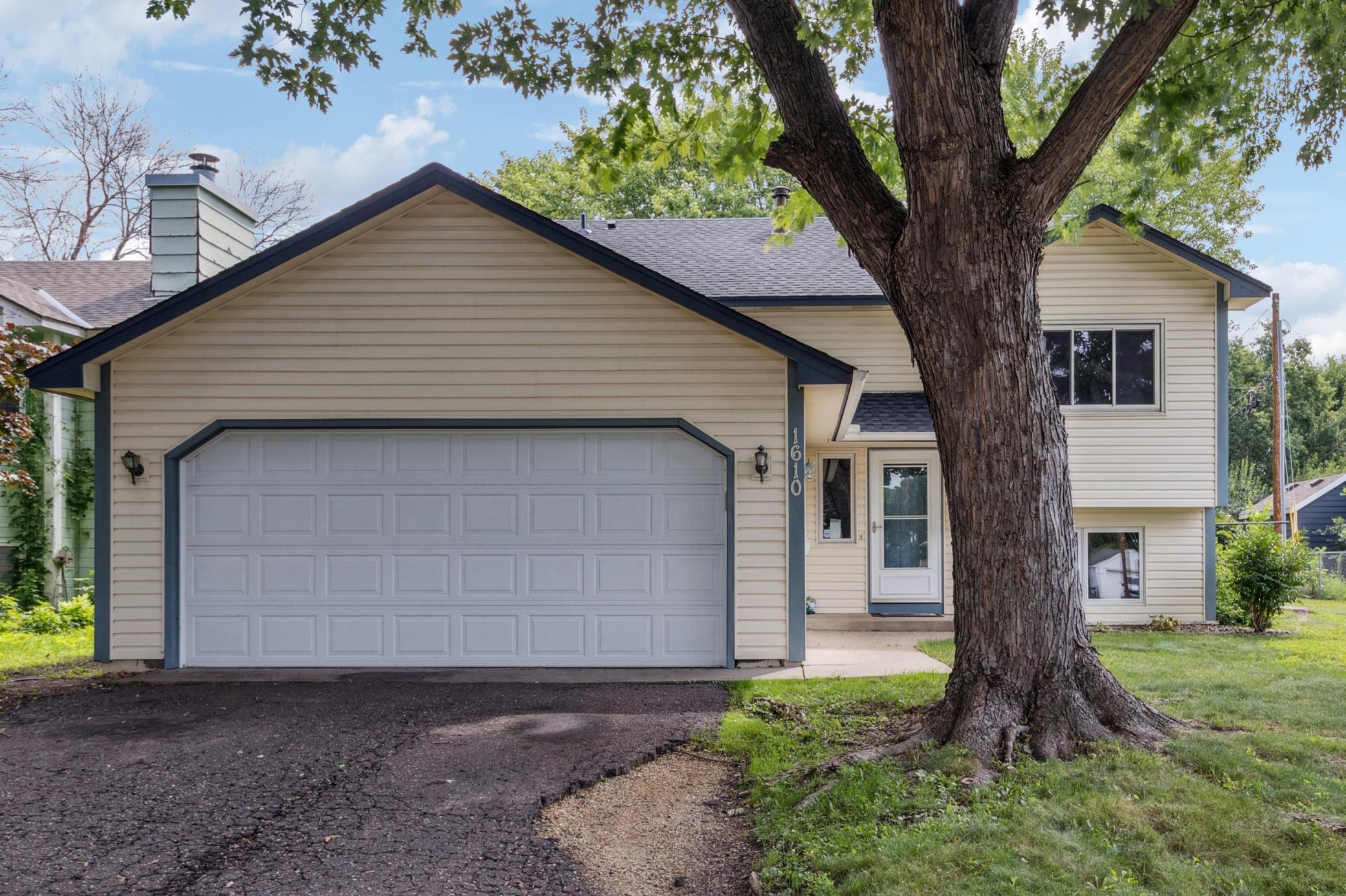 View of Residential at 1610 Victoria Street, Saint Paul MN 55117, Saint Paul - Mike Wilen | Minnesota Team Real Estate
