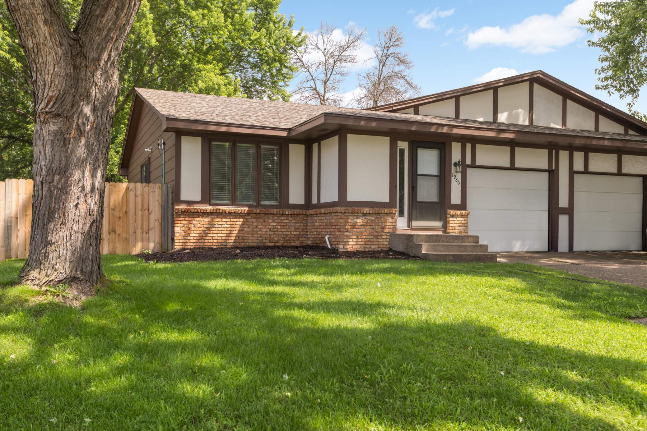 View of Residential at 1986 Mcknight Road, North Saint Paul MN 55109, North Saint Paul - Mike Wilen | Minnesota Team Real Estate