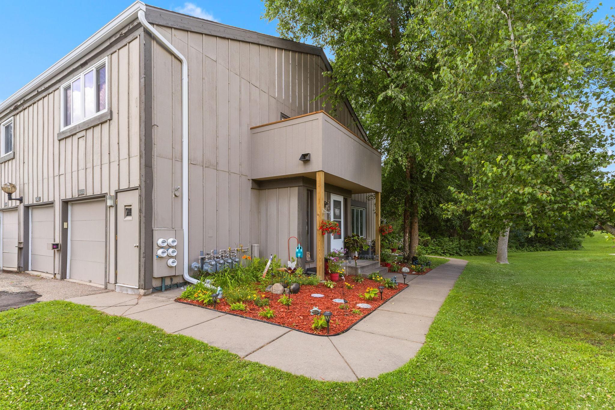 View of Residential at 4844 Grenwich Way, Oakdale MN 55128, Oakdale - Mike Wilen | Minnesota Team Real Estate