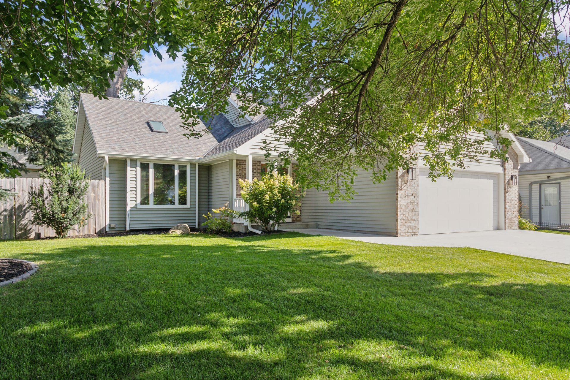 View of Residential at 2534 Timberlea Drive, Woodbury MN 55125, Woodbury - Mike Wilen | Minnesota Team Real Estate