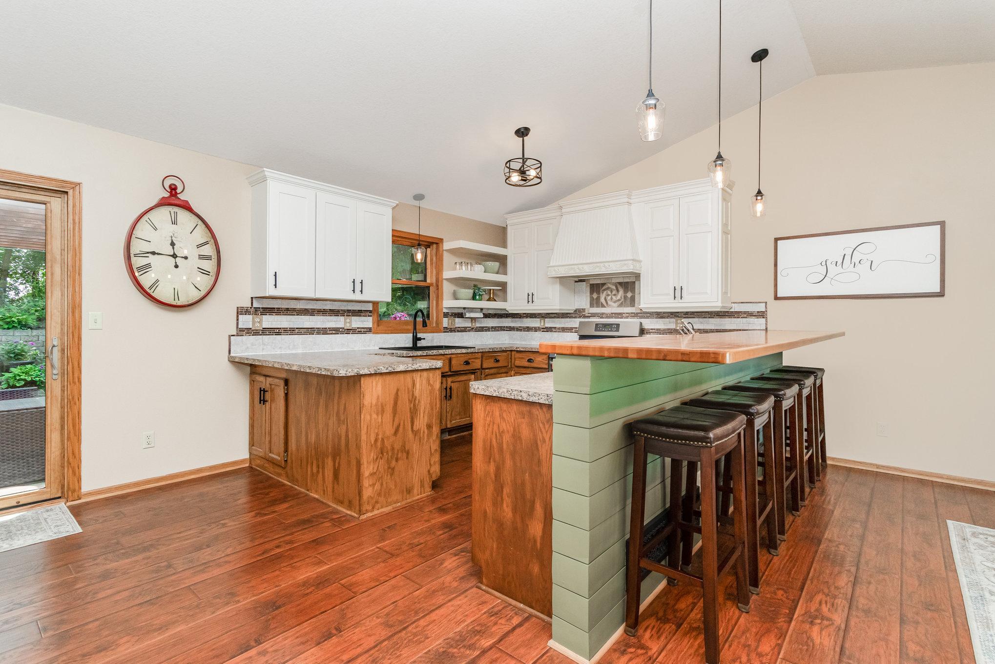 View of Residential at 992 Ferndale Street, Maplewood MN 55119, Maplewood - Mike Wilen | Minnesota Team Real Estate