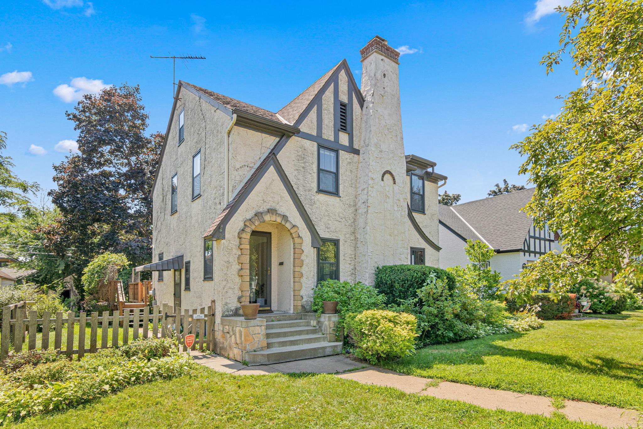 View of Residential at 732 Montana Avenue, Saint Paul MN 55106, Saint Paul - Mike Wilen | Minnesota Team Real Estate