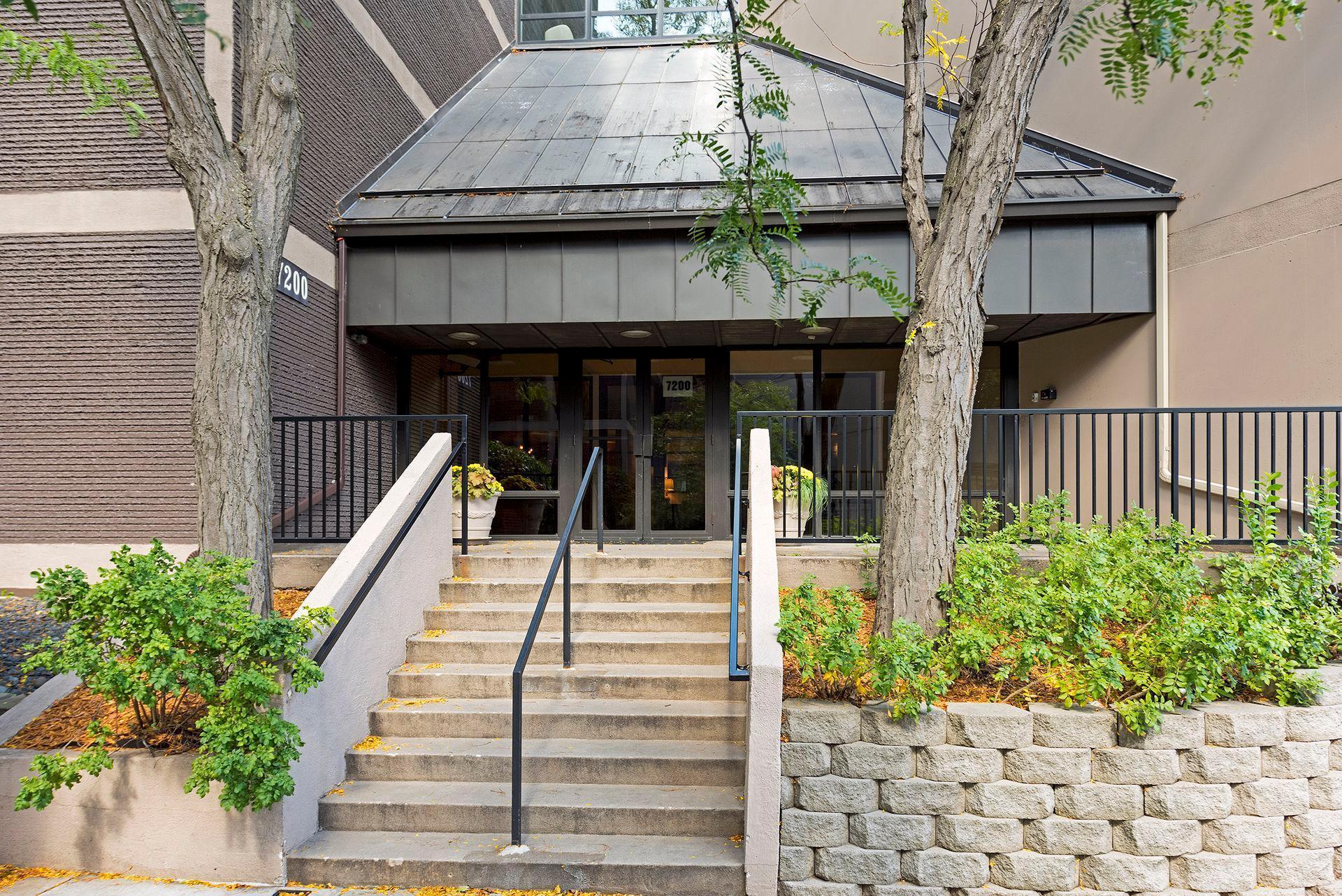View of Residential at 7200 York Avenue #423, Edina MN 55435, Edina - Mike Wilen | Minnesota Team Real Estate