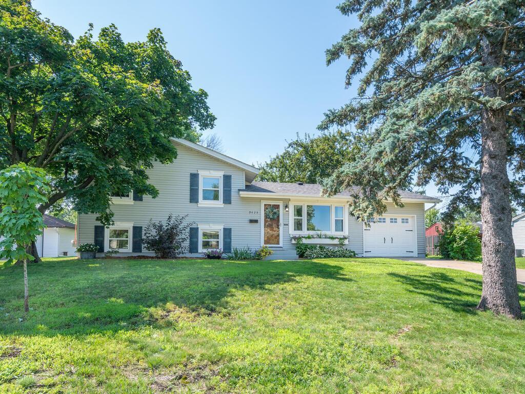 View of Residential at 9425 Northwood Parkway, New Hope MN 55427, New Hope - Mike Wilen | Minnesota Team Real Estate