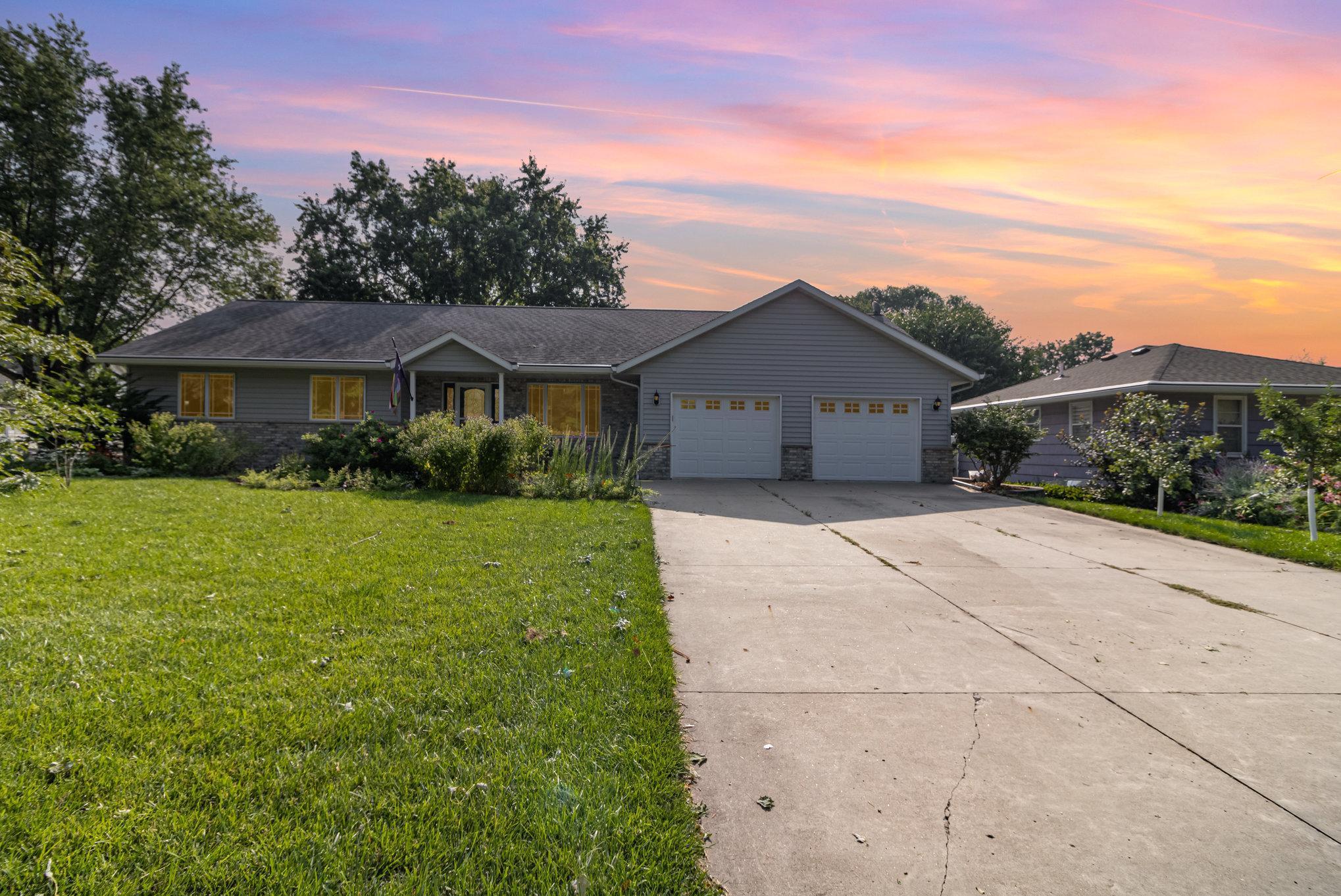 View of Residential at 211 Walnut Street, Belle Plaine MN 56011, Belle Plaine - Mike Wilen | Minnesota Team Real Estate