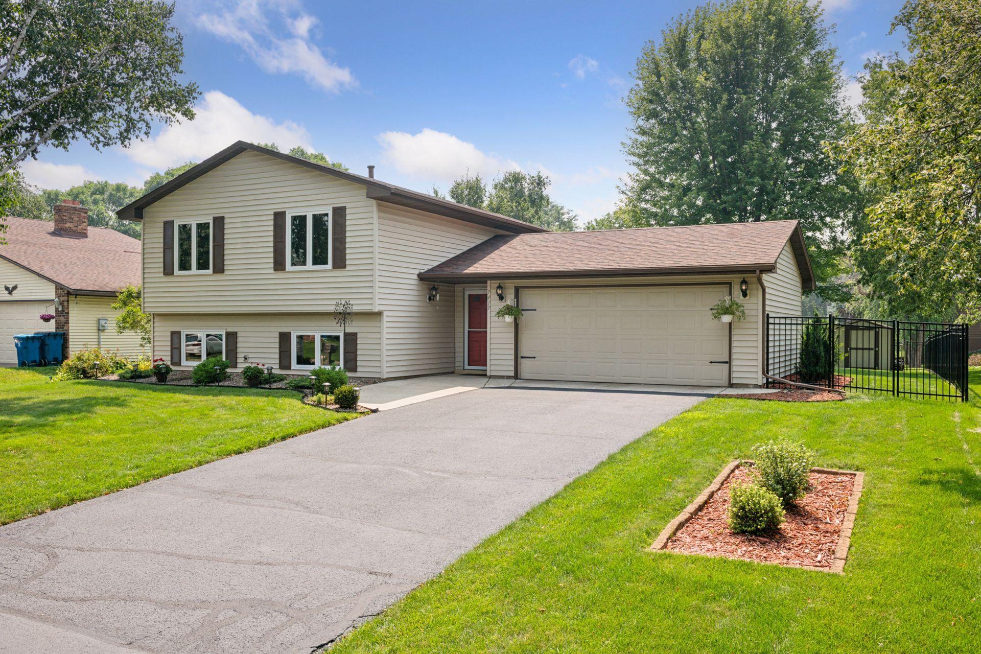 View of Residential at 7417 100th Street, Bloomington MN 55438, Bloomington - Mike Wilen | Minnesota Team Real Estate