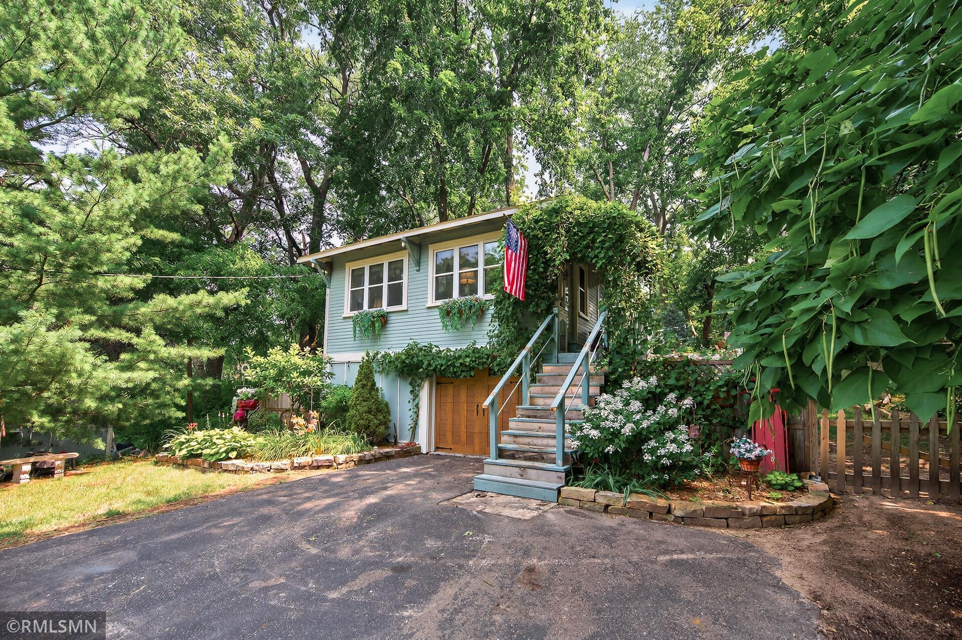 View of Residential at 186 Dartmoor Road, Mahtomedi MN 55115, Mahtomedi - Mike Wilen | Minnesota Team Real Estate
