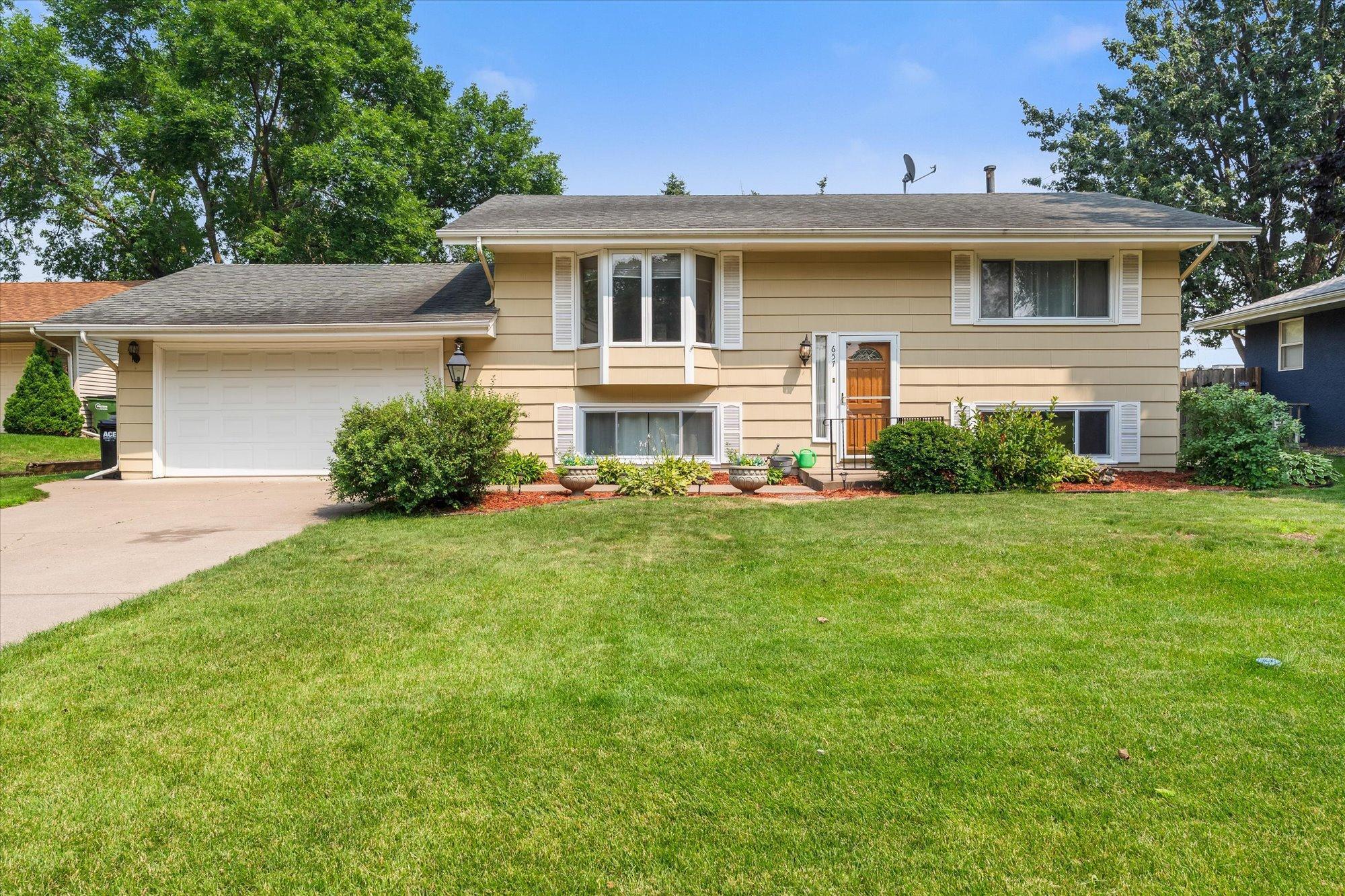View of Residential at 657 Mccallum Drive, New Brighton MN 55112, New Brighton - Mike Wilen | Minnesota Team Real Estate