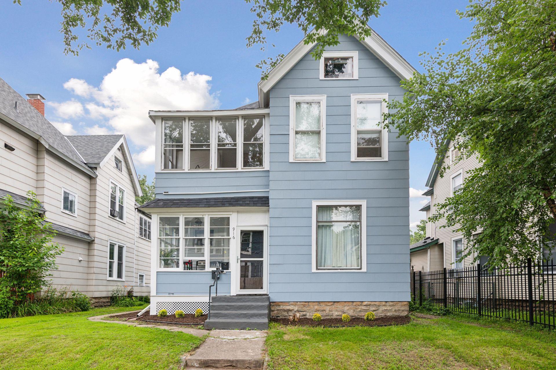 View of Residential Income at 916 26th Street, Minneapolis MN 55405, Minneapolis - Mike Wilen | Minnesota Team Real Estate