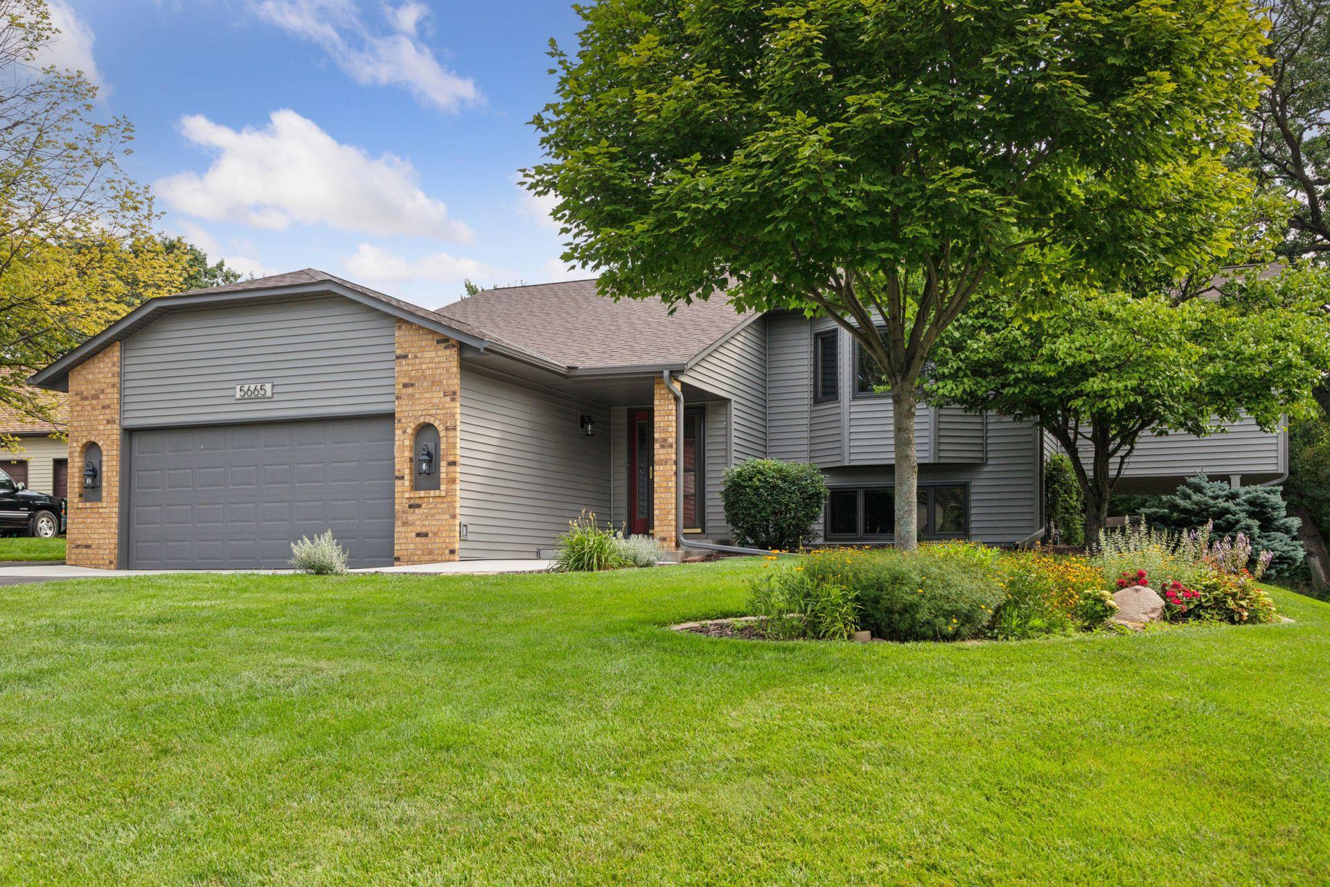 View of Residential at 5665 125th Street, Apple Valley MN 55124, Apple Valley - Mike Wilen | Minnesota Team Real Estate