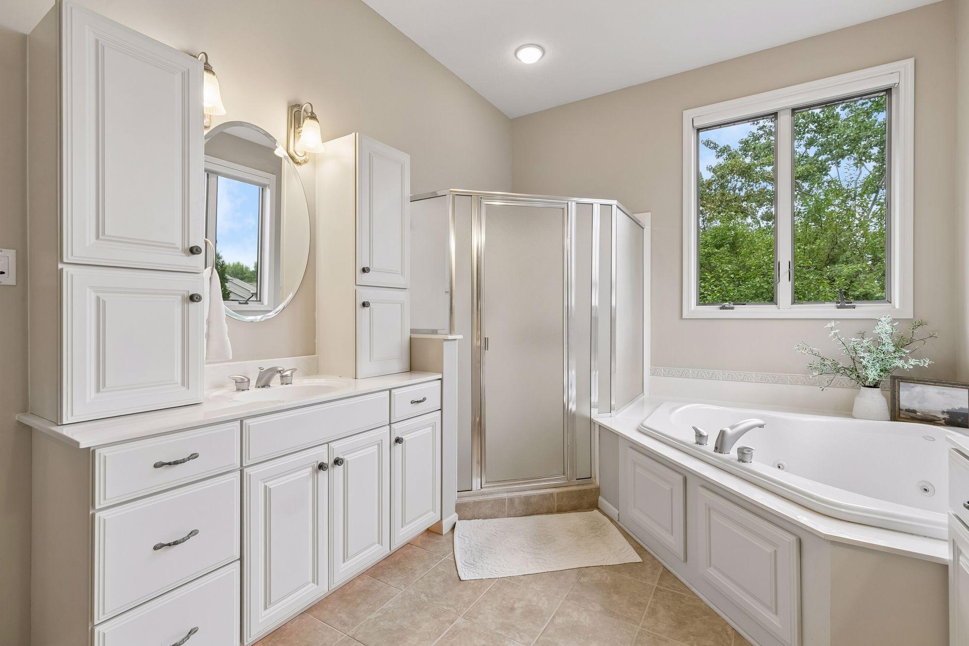 View of Residential at 19081 Inndale Drive, Lakeville MN 55044, Lakeville (23 of 50) - Mike Wilen | Minnesota Team Real Estate