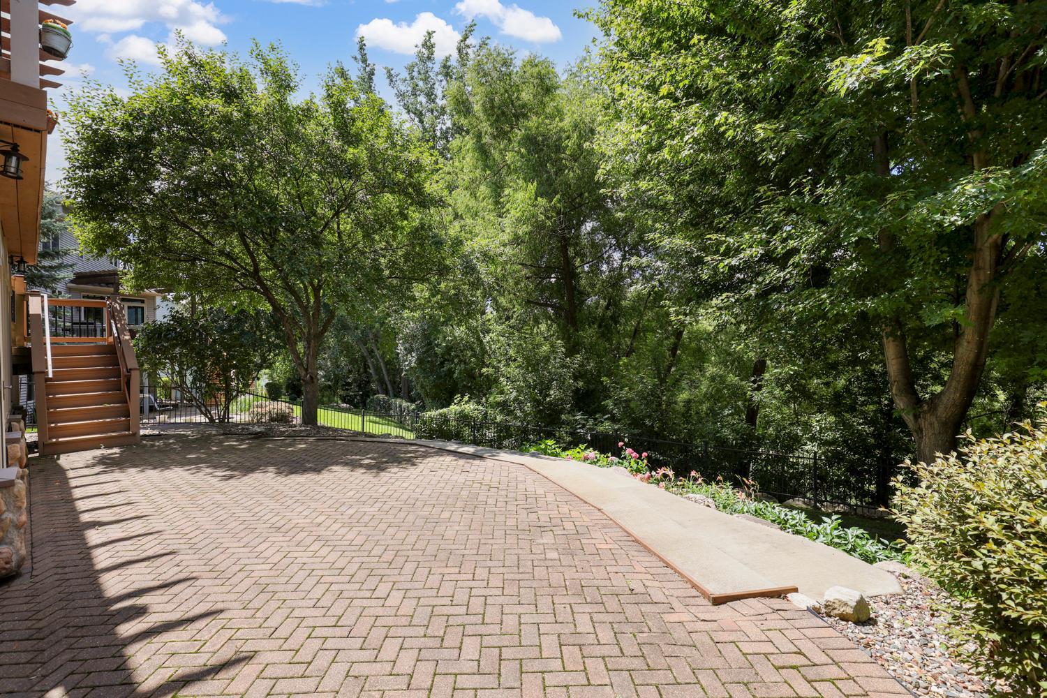 View of Residential at 19081 Inndale Drive, Lakeville MN 55044, Lakeville (43 of 50) - Mike Wilen | Minnesota Team Real Estate