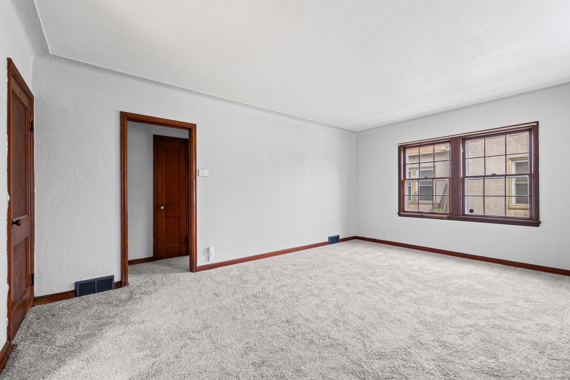 View of Residential at 1125 Farrington Street, Saint Paul MN 55117, Saint Paul (7 of 29) - Mike Wilen | Minnesota Team Real Estate