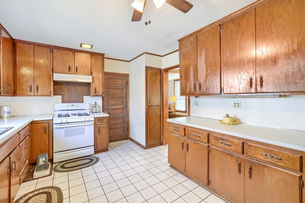View of Residential at 3304 Grand Avenue, Minneapolis MN 55408, Minneapolis (11 of 29) - Mike Wilen | Minnesota Team Real Estate
