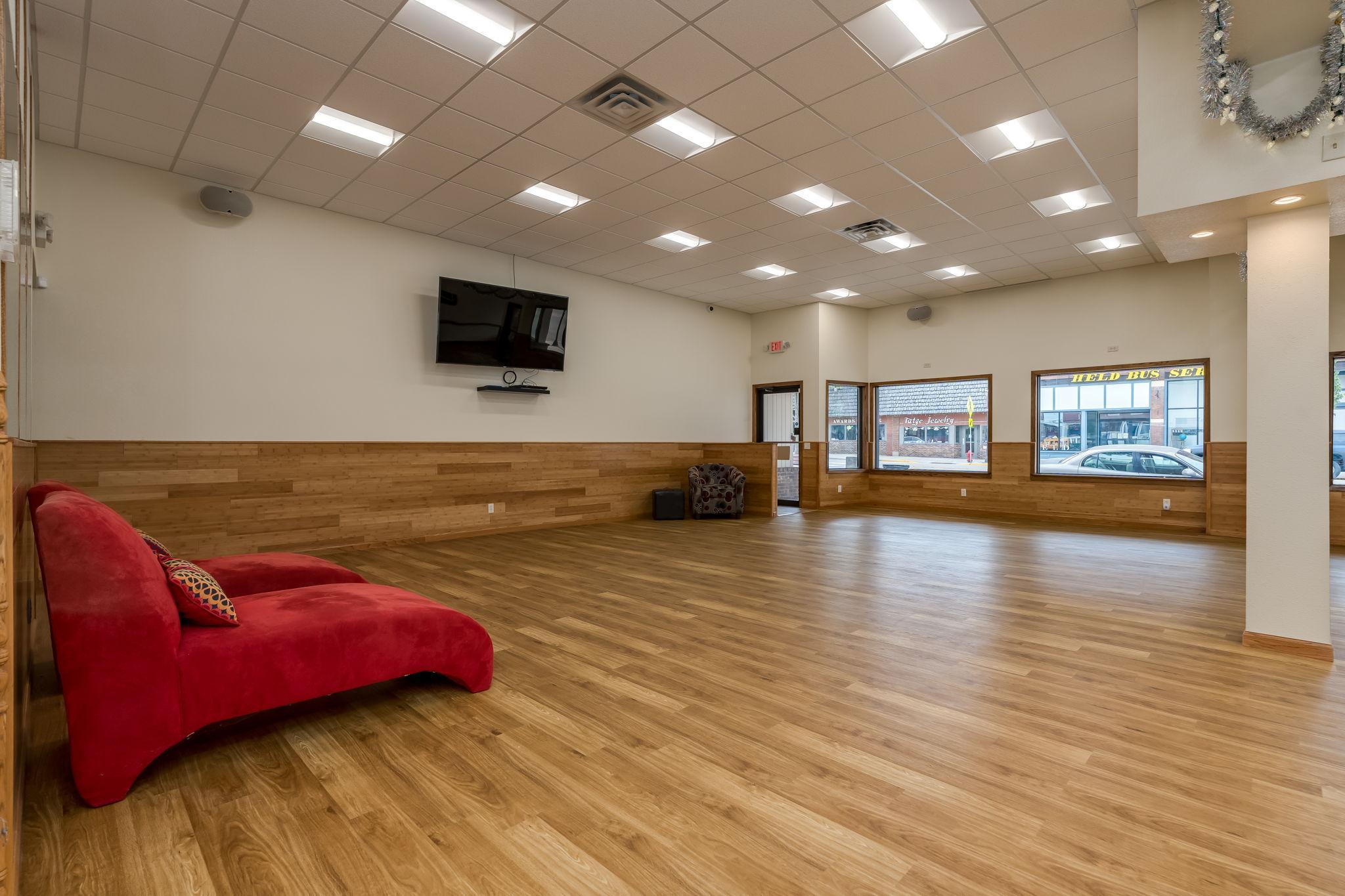View of Commercial Sale at 620 2nd Street, Kenyon MN 55946, Kenyon (20 of 65) - Mike Wilen | Minnesota Team Real Estate