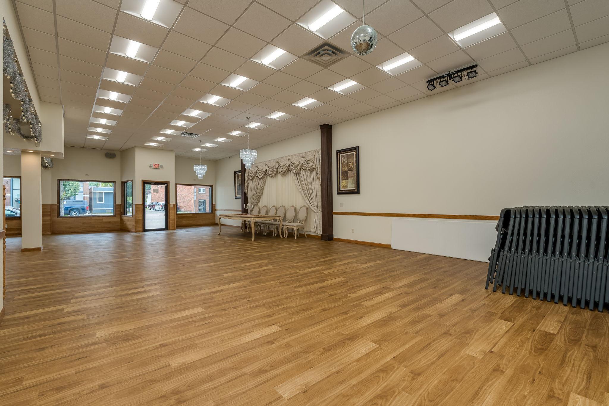 View of Commercial Sale at 620 2nd Street, Kenyon MN 55946, Kenyon (17 of 65) - Mike Wilen | Minnesota Team Real Estate