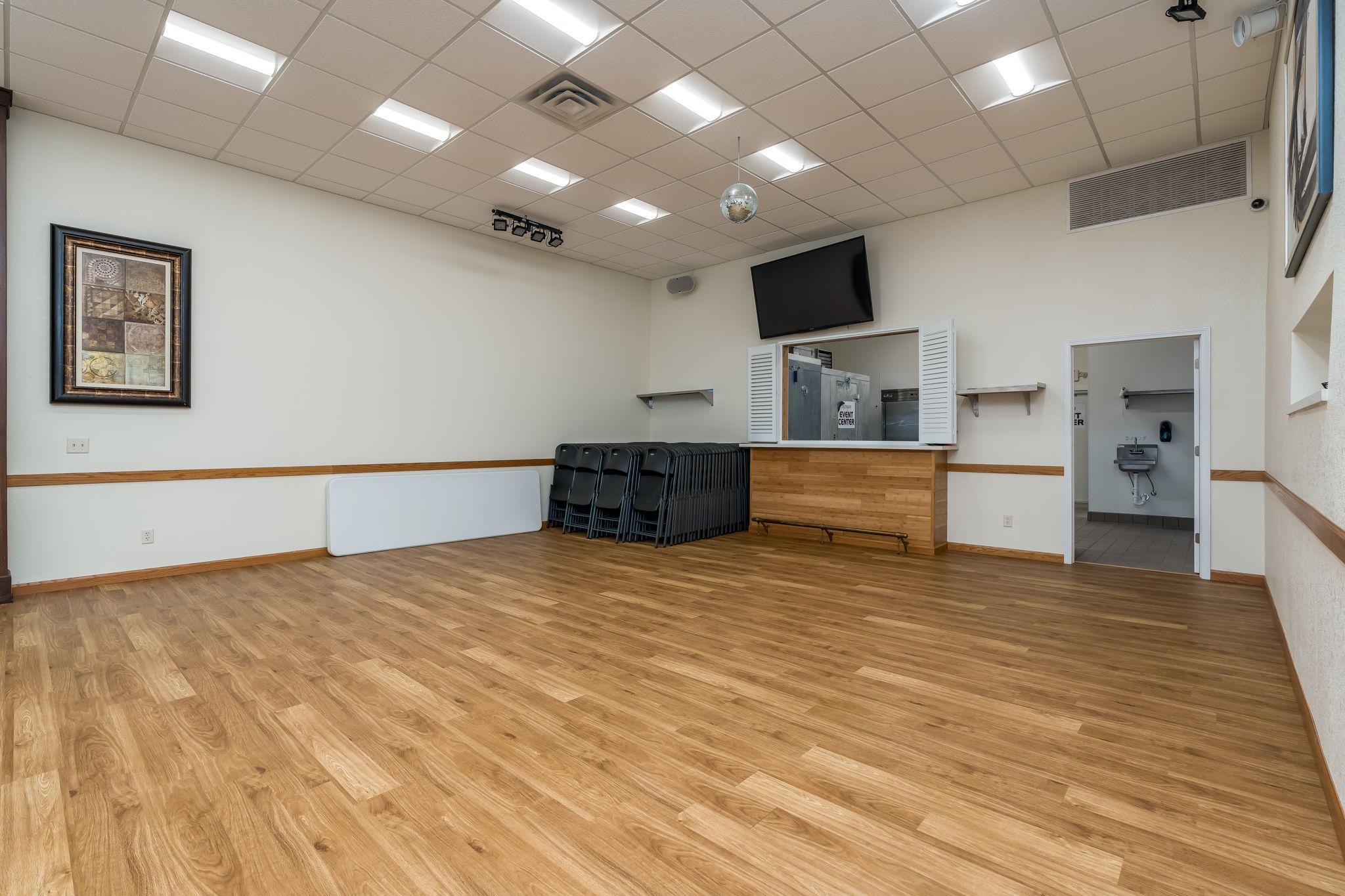 View of Commercial Sale at 620 2nd Street, Kenyon MN 55946, Kenyon (18 of 65) - Mike Wilen | Minnesota Team Real Estate