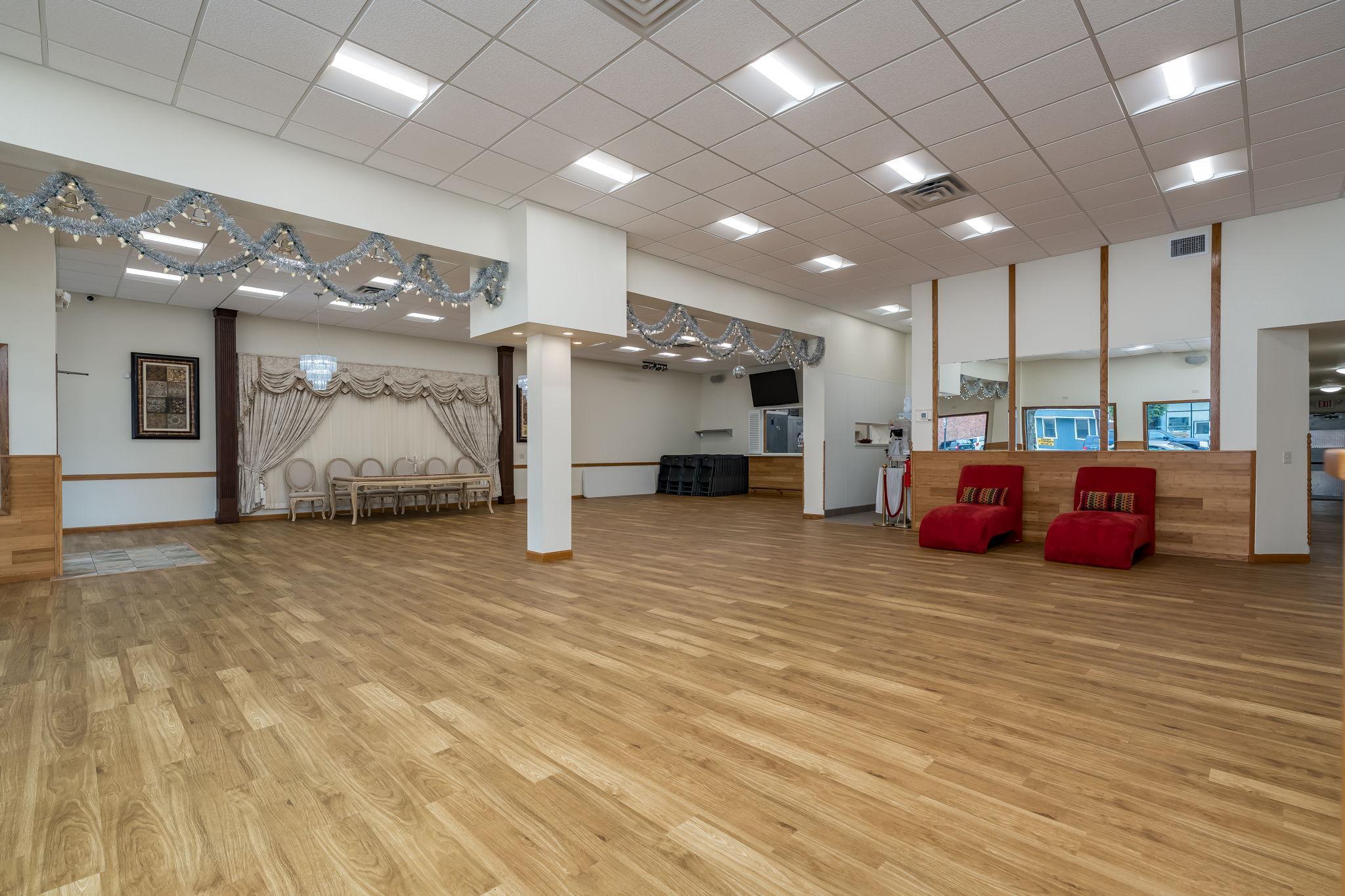 View of Commercial Sale at 620 2nd Street, Kenyon MN 55946, Kenyon (13 of 65) - Mike Wilen | Minnesota Team Real Estate