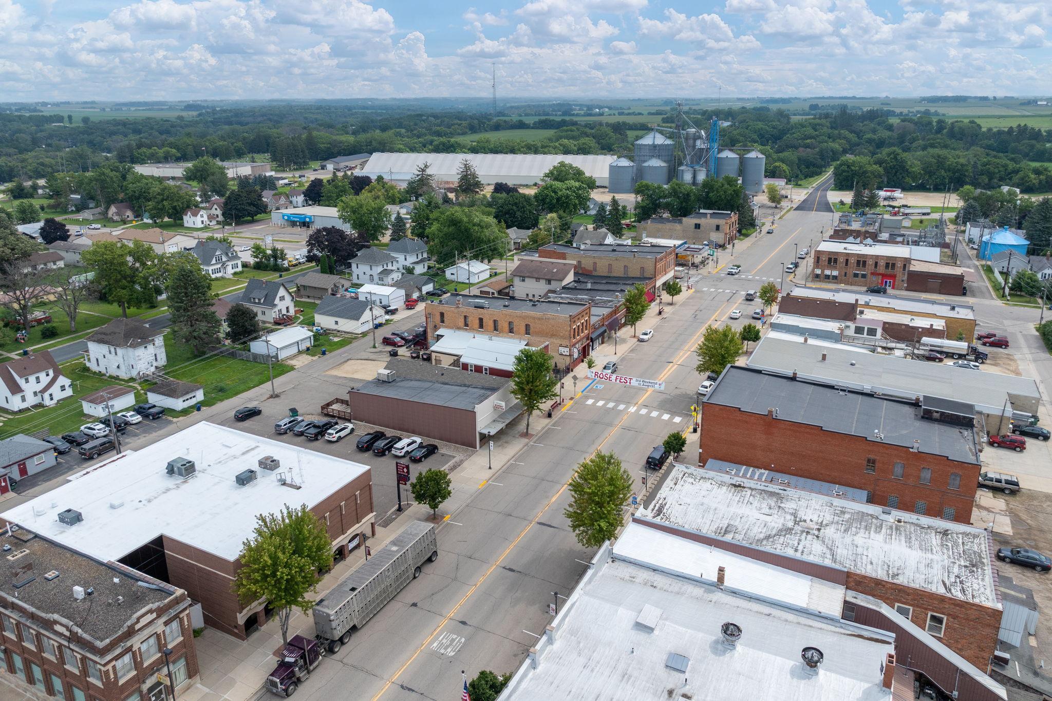 View of Commercial Sale at 620 2nd Street, Kenyon MN 55946, Kenyon (53 of 65) - Mike Wilen | Minnesota Team Real Estate