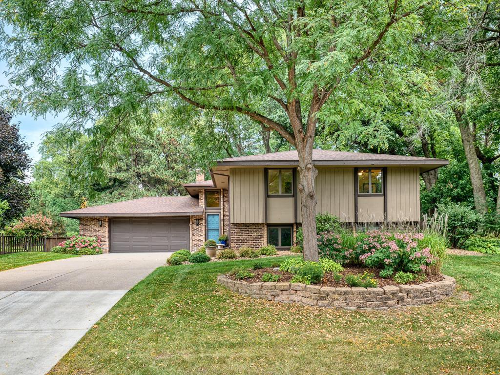 View of Residential at 1028 Brompton Place, Mendota Heights MN 55118, Mendota Heights - Mike Wilen | Minnesota Team Real Estate