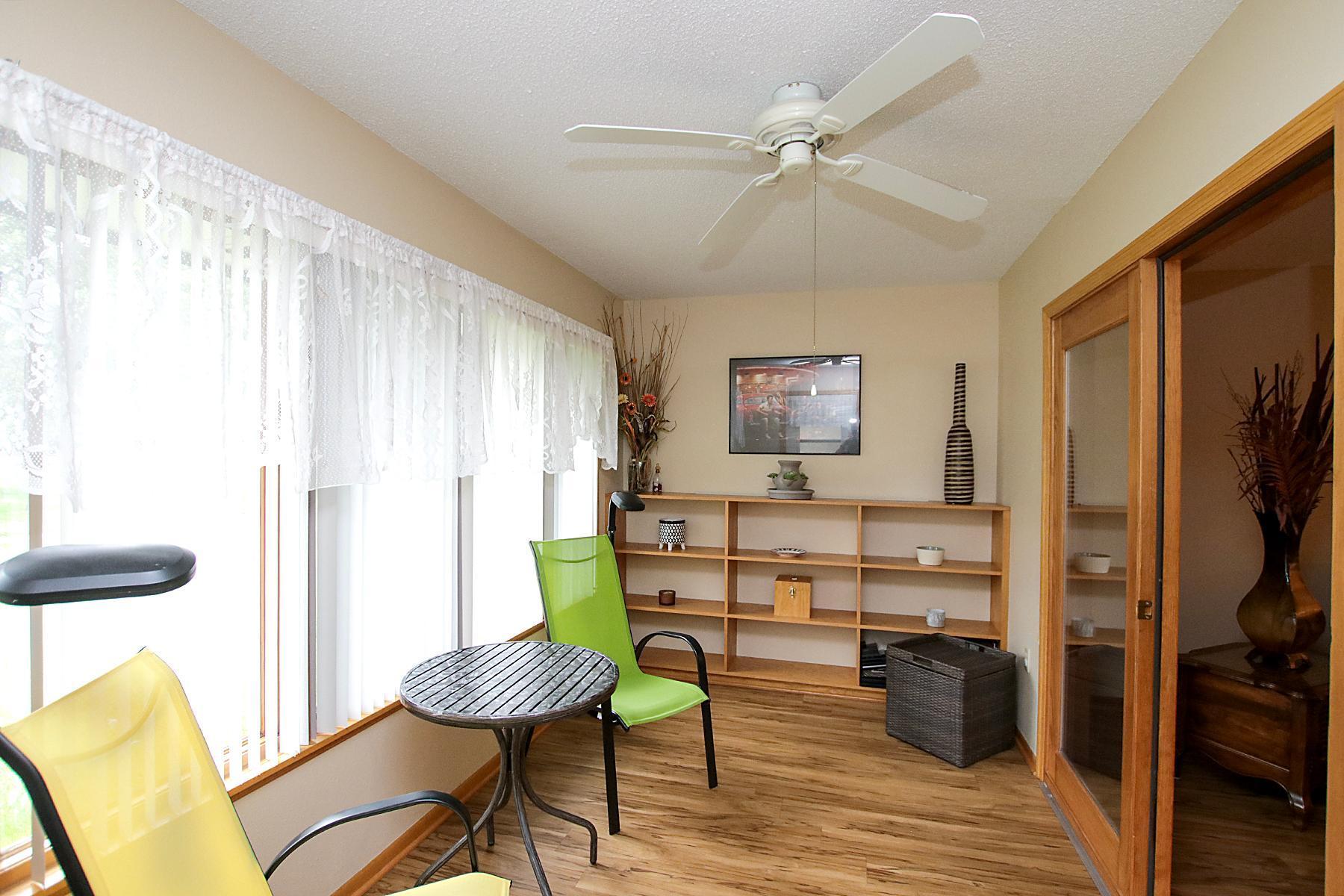 View of Residential at 250 Freemont Avenue #113, Hutchinson MN 55350, Hutchinson (8 of 34) - Mike Wilen | Minnesota Team Real Estate