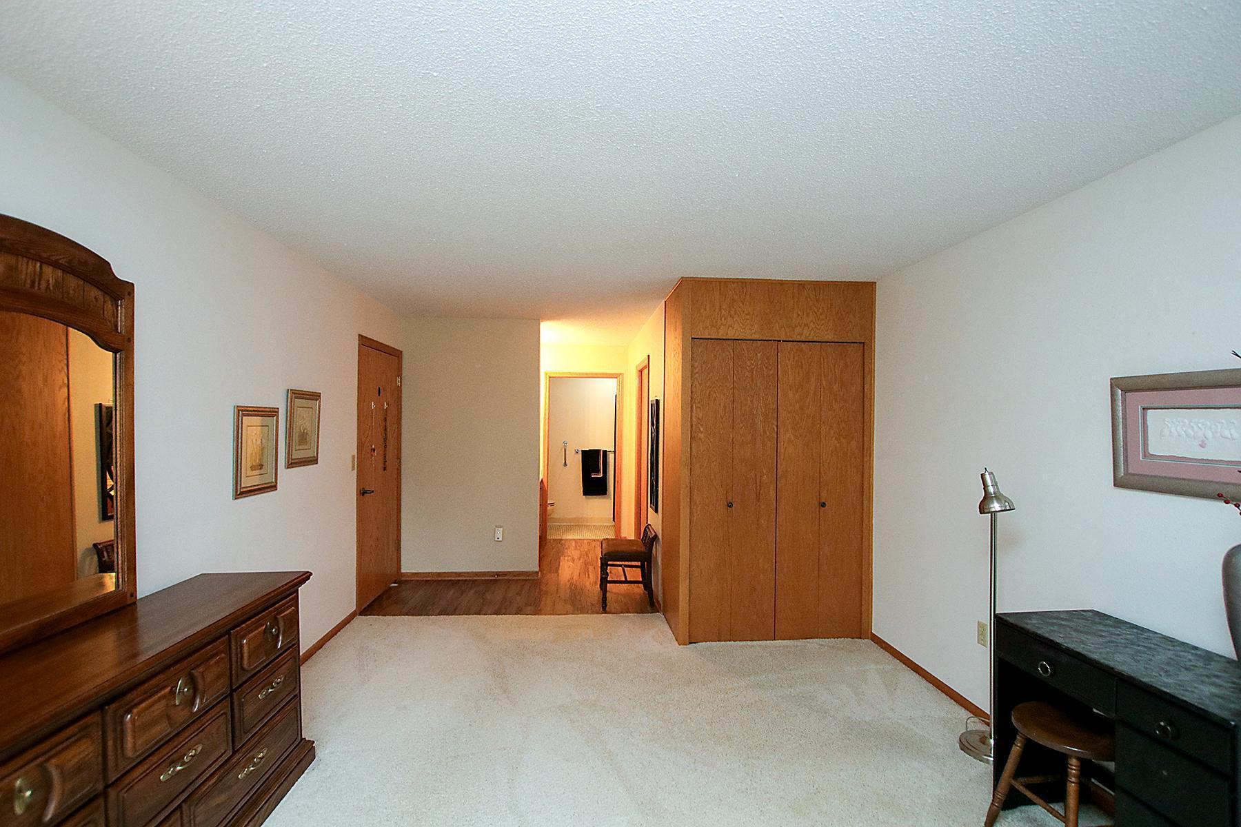 View of Residential at 250 Freemont Avenue #113, Hutchinson MN 55350, Hutchinson (10 of 34) - Mike Wilen | Minnesota Team Real Estate