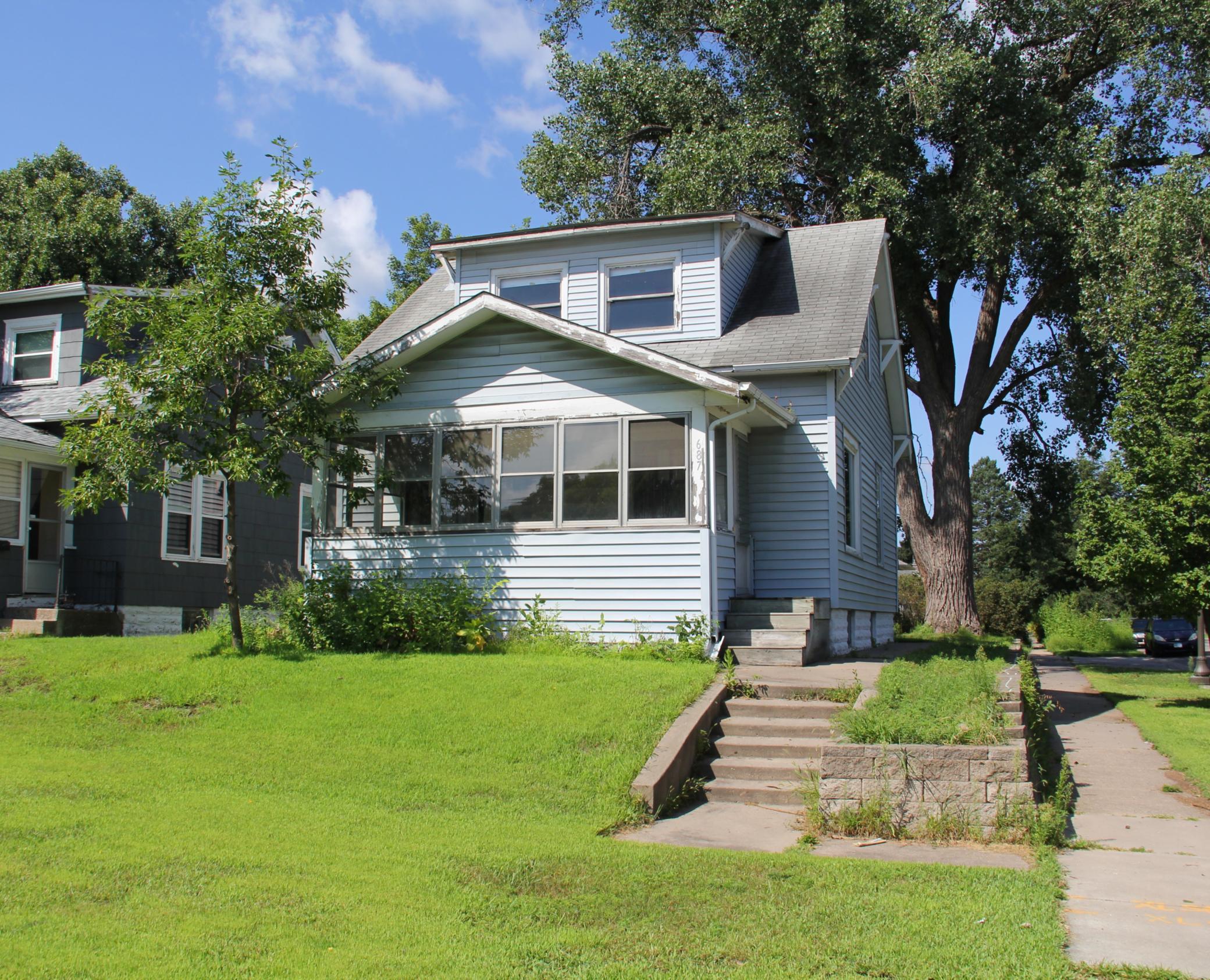 View of Residential at 687 Lexington Parkway, Saint Paul MN 55104, Saint Paul - Mike Wilen | Minnesota Team Real Estate