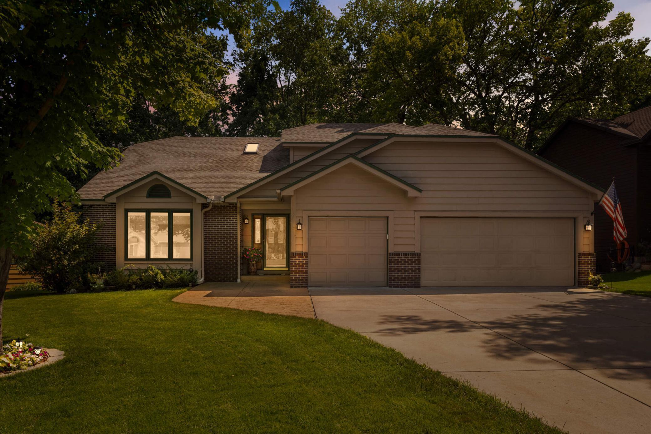 View of Residential at 813 Springhill Drive, Burnsville MN 55306, Burnsville - Mike Wilen | Minnesota Team Real Estate