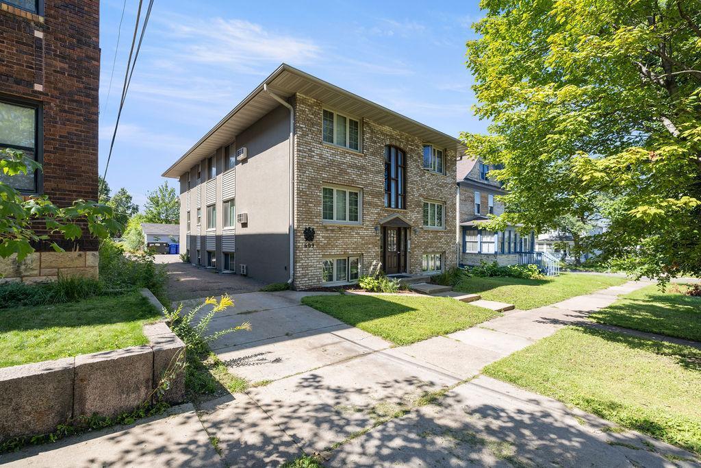 View of Commercial Sale at 609 Park Street, Saint Paul MN 55103, Saint Paul - Mike Wilen | Minnesota Team Real Estate