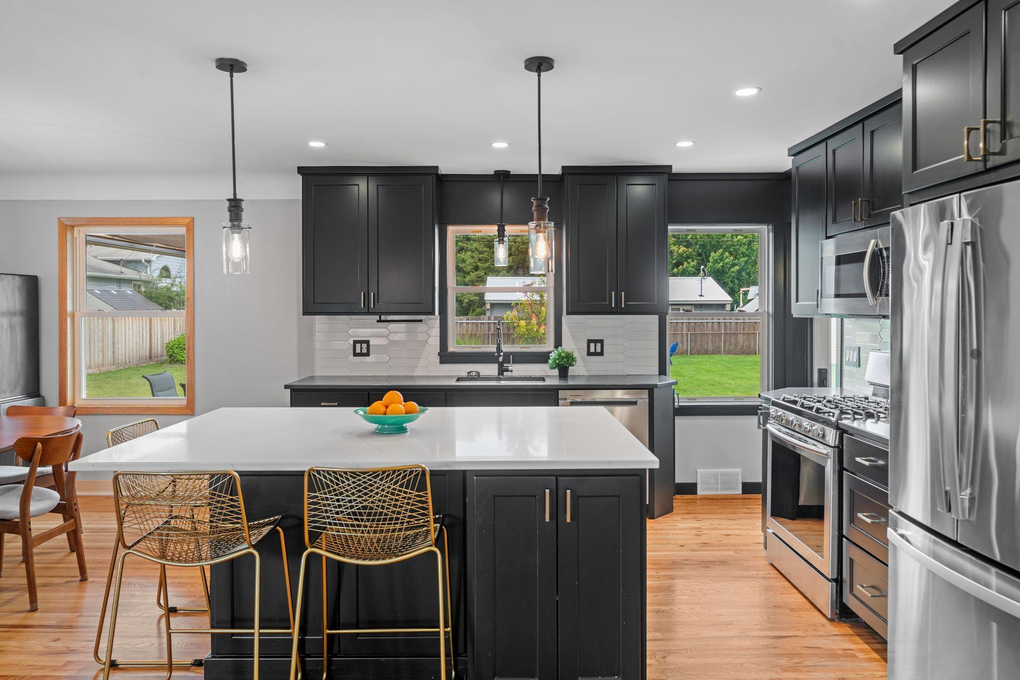 View of Residential at 916 4th Street, South Saint Paul MN 55075, South Saint Paul - Mike Wilen | Minnesota Team Real Estate