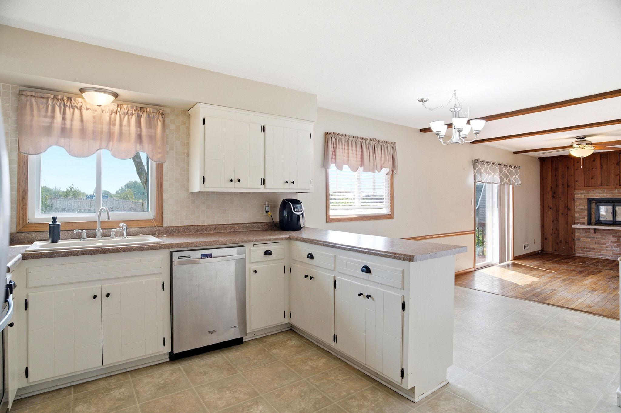 View of Residential at 8386 Harkness Road, Cottage Grove MN 55016, Cottage Grove (11 of 47) - Mike Wilen | Minnesota Team Real Estate