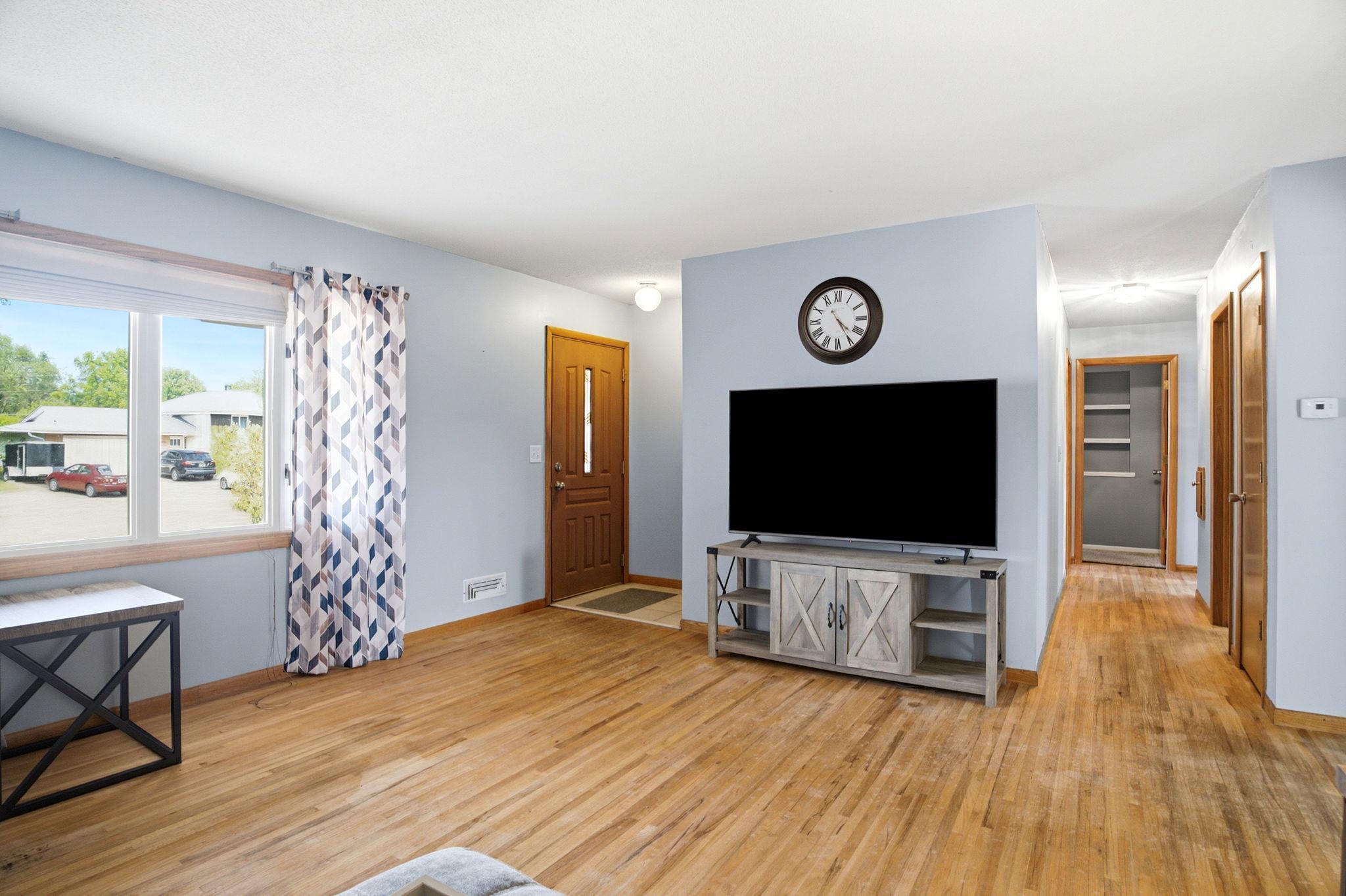 View of Residential at 8386 Harkness Road, Cottage Grove MN 55016, Cottage Grove (8 of 47) - Mike Wilen | Minnesota Team Real Estate