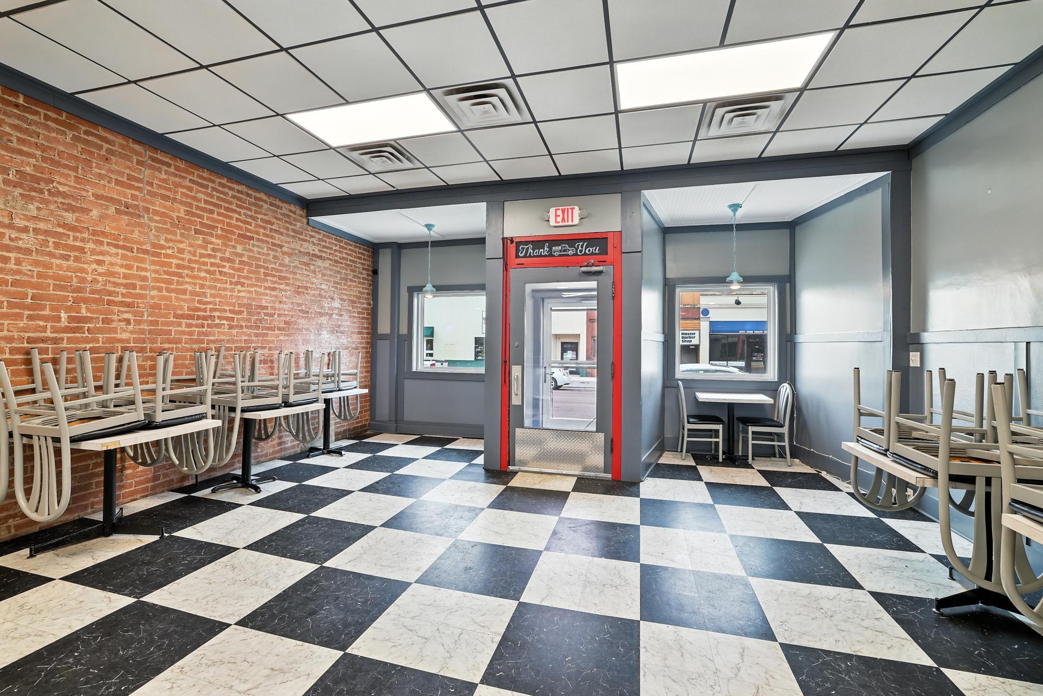 View of Commercial Sale at 205 Main Street, Le Sueur MN 56058, Le Sueur (9 of 39) - Mike Wilen | Minnesota Team Real Estate