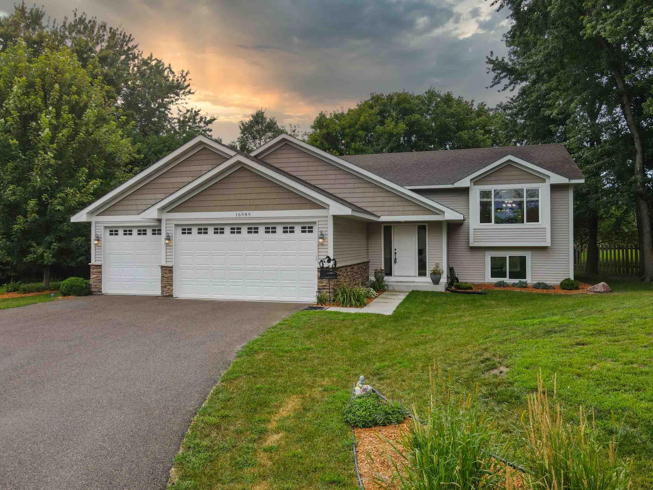 View of Residential at 16989 Side Drive, Prior Lake MN 55372, Prior Lake - Mike Wilen | Minnesota Team Real Estate