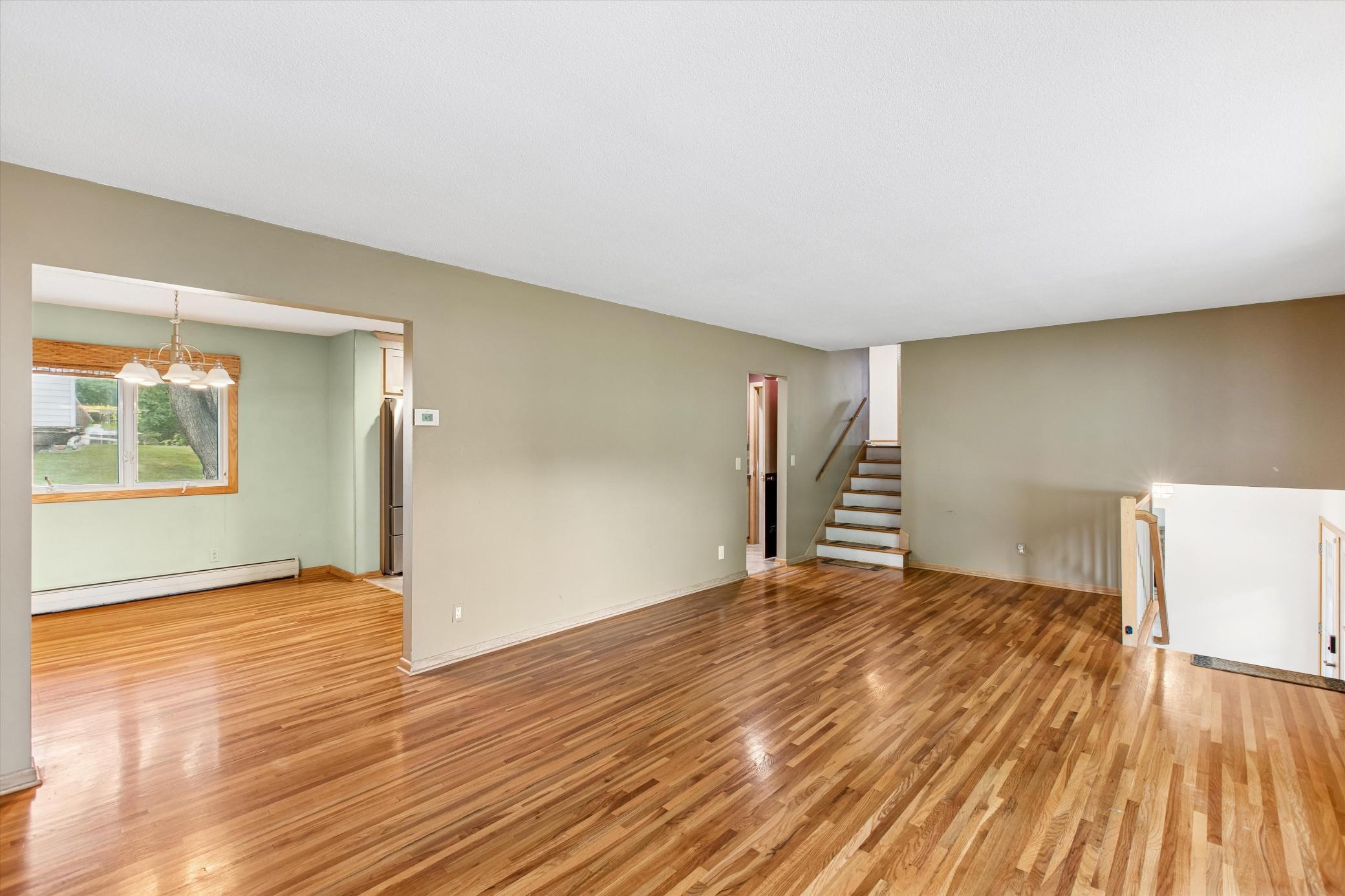 View of Residential at 10930 Radisson Drive, Burnsville MN 55337, Burnsville (11 of 41) - Mike Wilen | Minnesota Team Real Estate