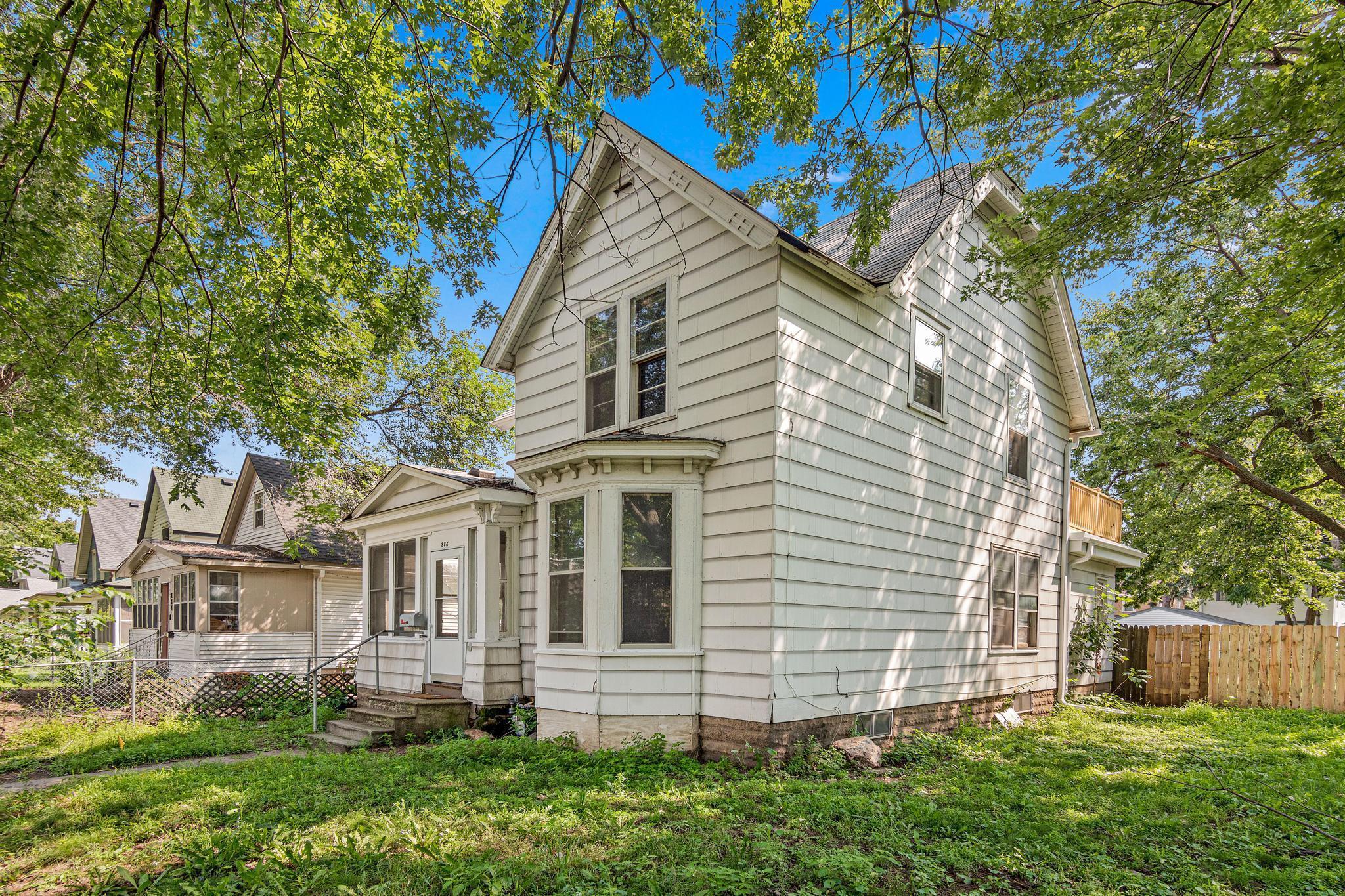 View of Residential Income at 886 Edmund Avenue, Saint Paul MN 55104, Saint Paul - Mike Wilen | Minnesota Team Real Estate