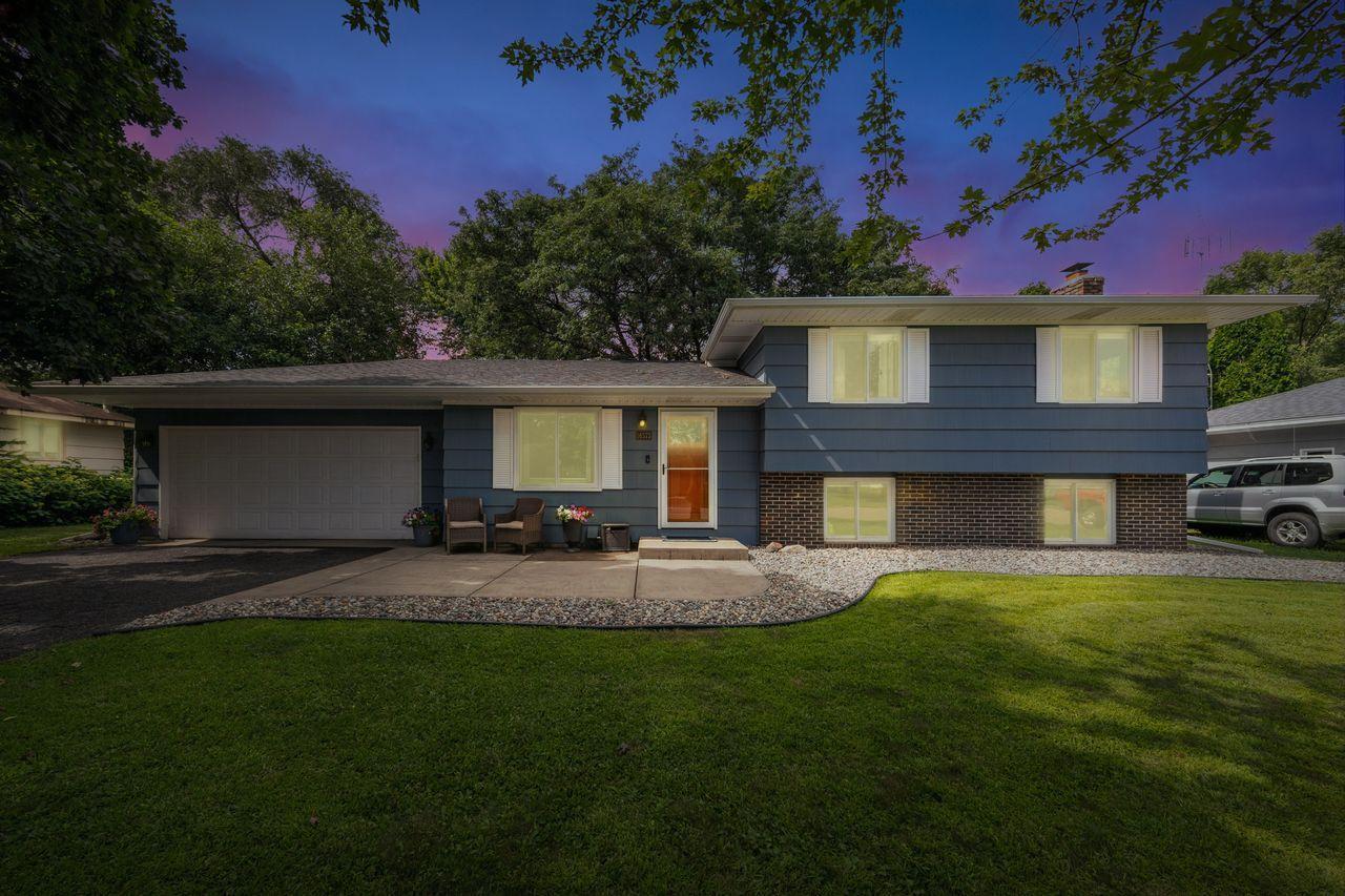 View of Residential at 16573 Flagstaff Way, Lakeville MN 55068, Lakeville - Mike Wilen | Minnesota Team Real Estate