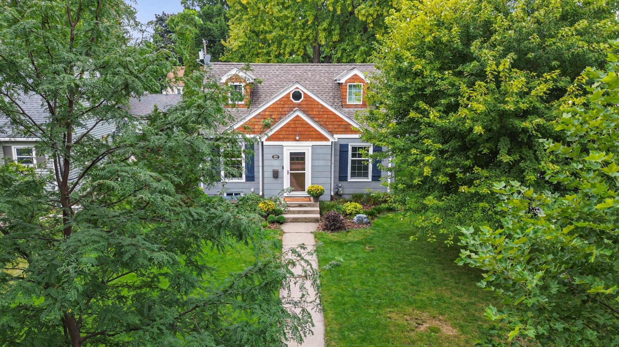 View of Residential at 3200 Edgewood Avenue, Saint Louis Park MN 55426, Saint Louis Park - Mike Wilen | Minnesota Team Real Estate