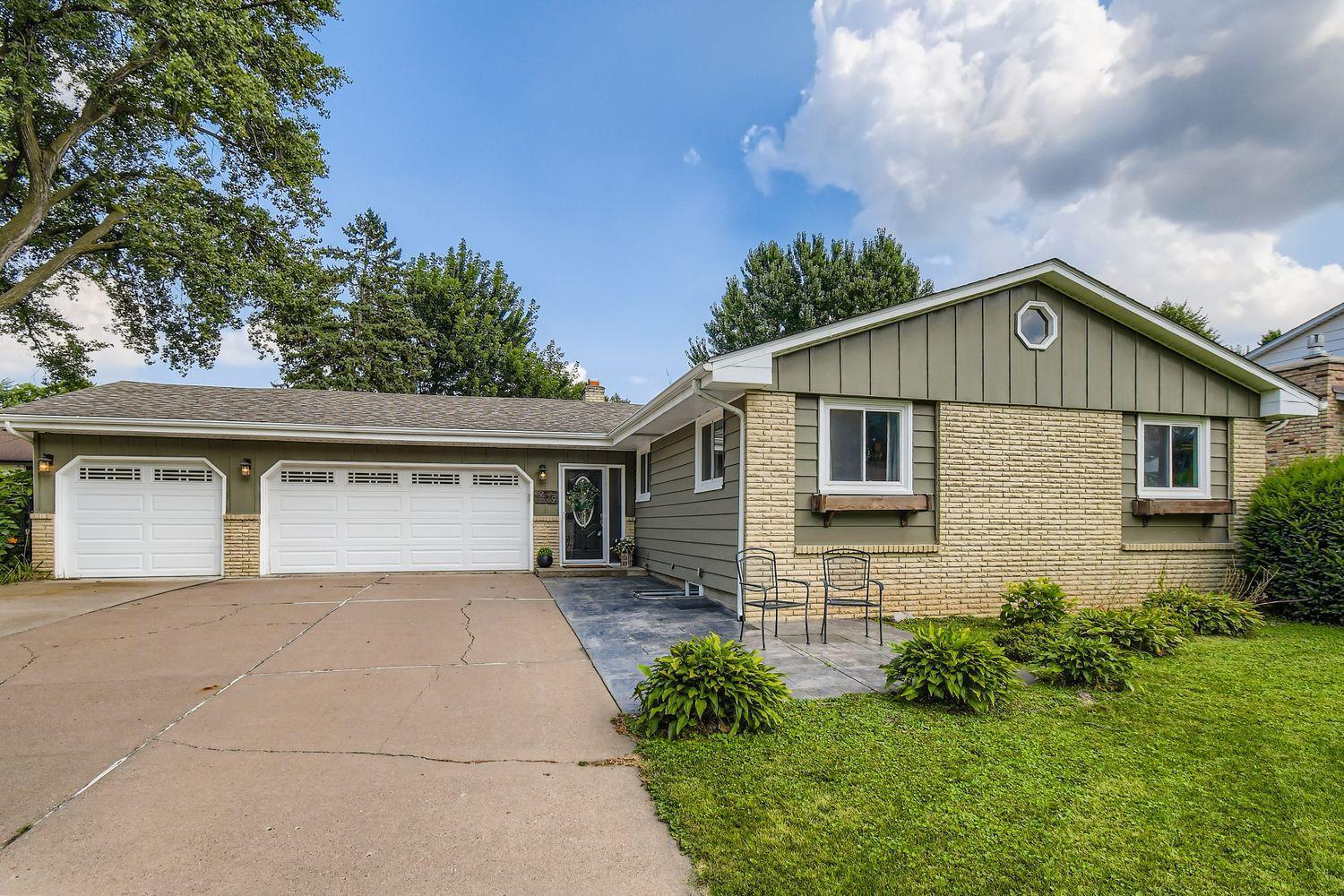 View of Residential at 1479 17th Avenue, New Brighton MN 55112, New Brighton - Mike Wilen | Minnesota Team Real Estate
