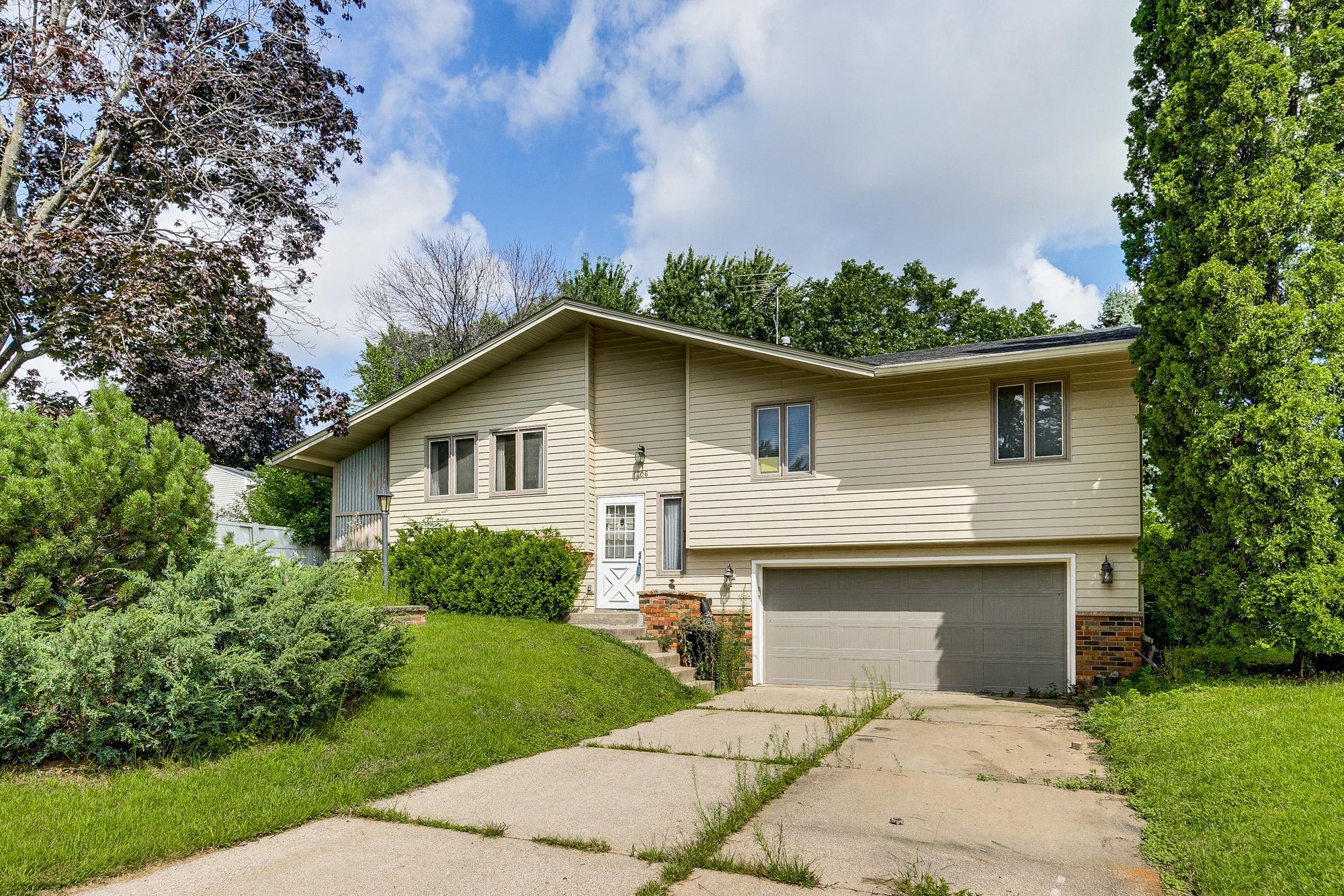 View of Residential at 1706 2nd Street, South Saint Paul MN 55075, South Saint Paul - Mike Wilen | Minnesota Team Real Estate
