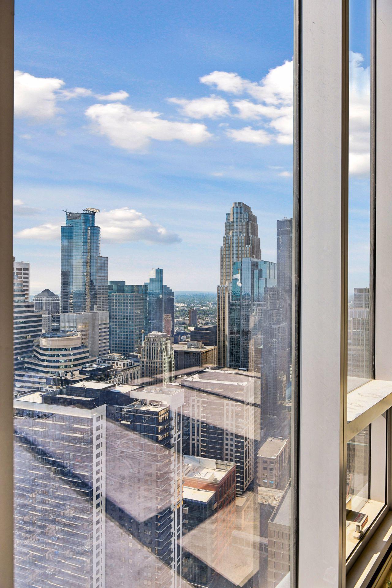 View of Residential at 255 Hennepin Avenue #3601, Minneapolis MN 55401, Minneapolis (25 of 59) - Mike Wilen | Minnesota Team Real Estate