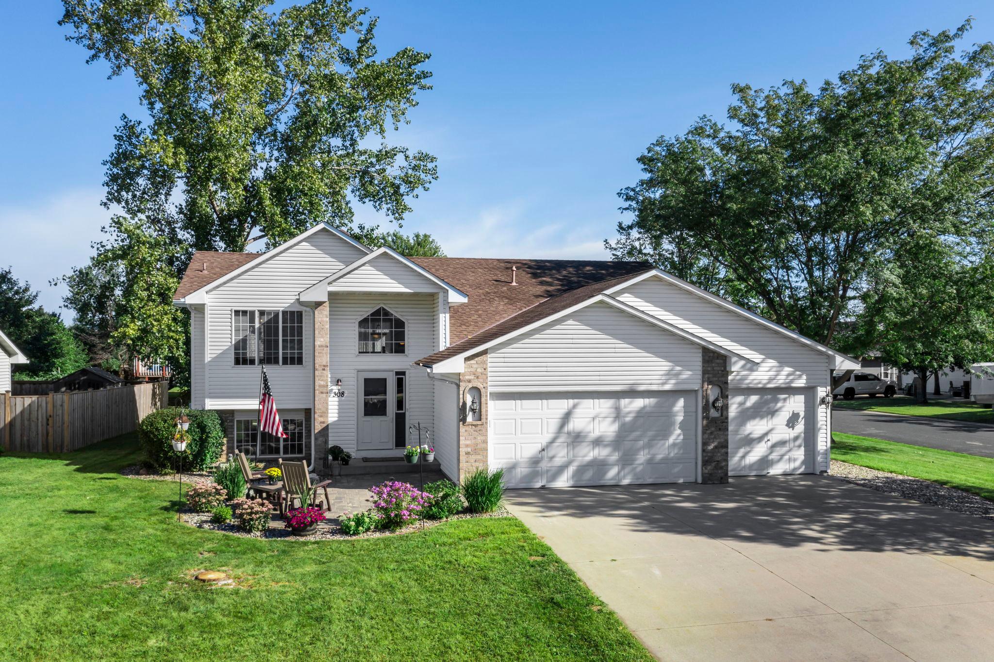 View of Residential at 308 Shea Street, Belle Plaine MN 56011, Belle Plaine - Mike Wilen | Minnesota Team Real Estate