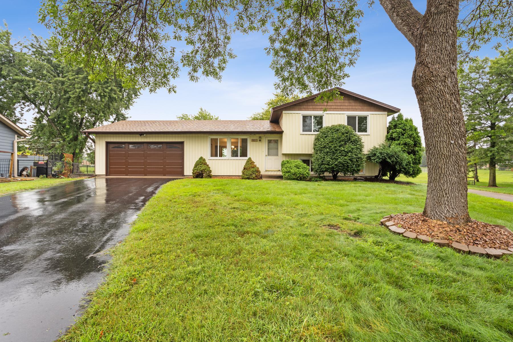 View of Residential at 9895 98th Place, Maple Grove MN 55369, Maple Grove - Mike Wilen | Minnesota Team Real Estate